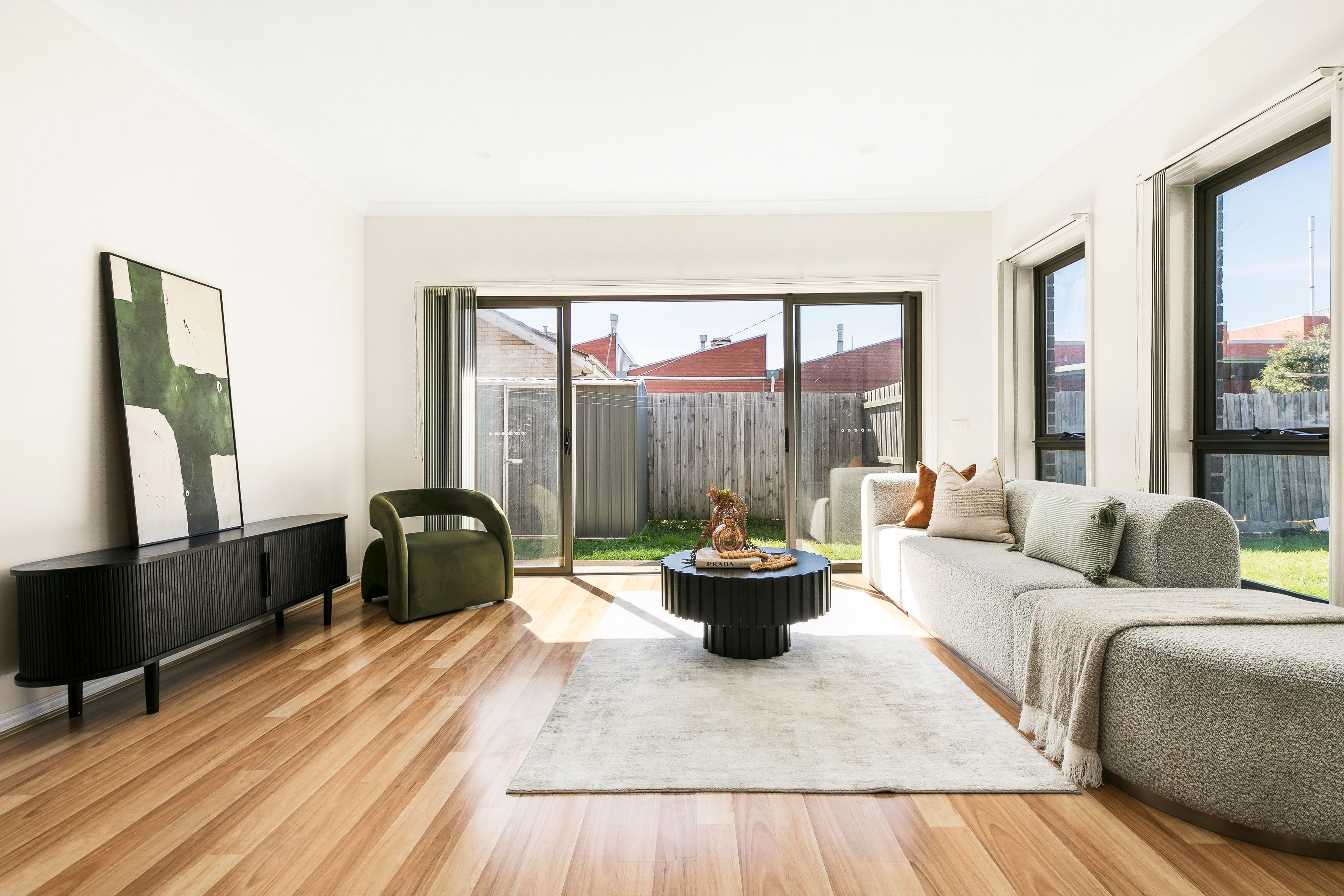 1/7 Tabilk Street — photo 6 of 15