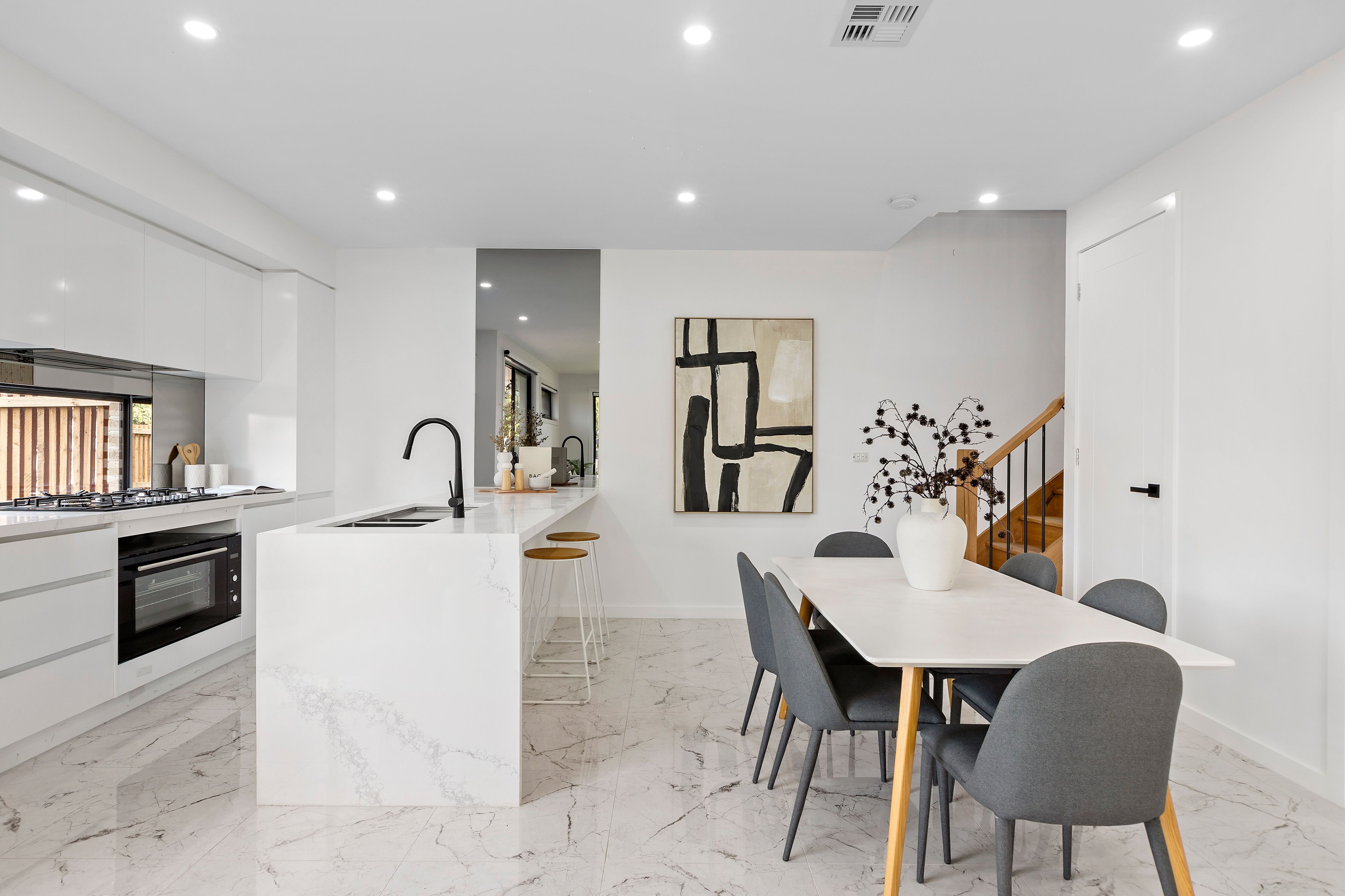 74 Mcintosh Road — photo 3 of 11