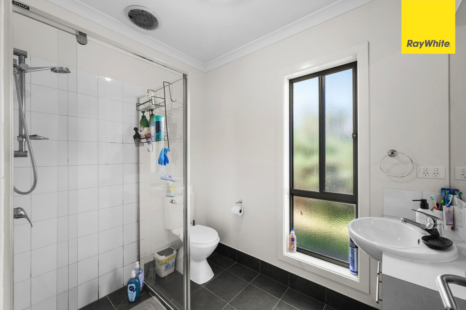 2 Bunda Place — photo 3 of 21