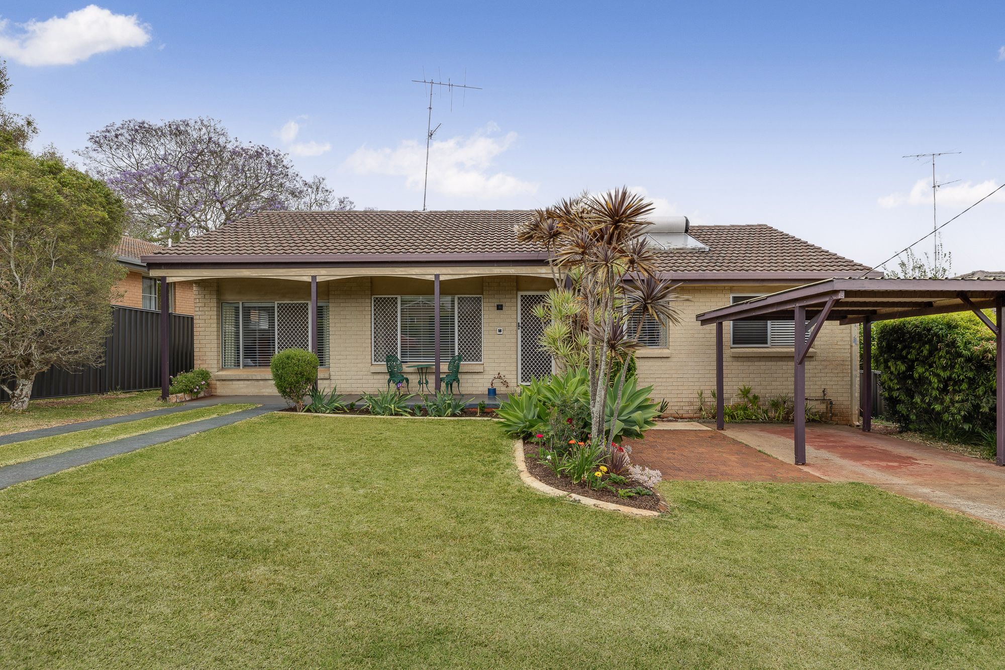 16 Weller Street, Rangeville, QLD 4350