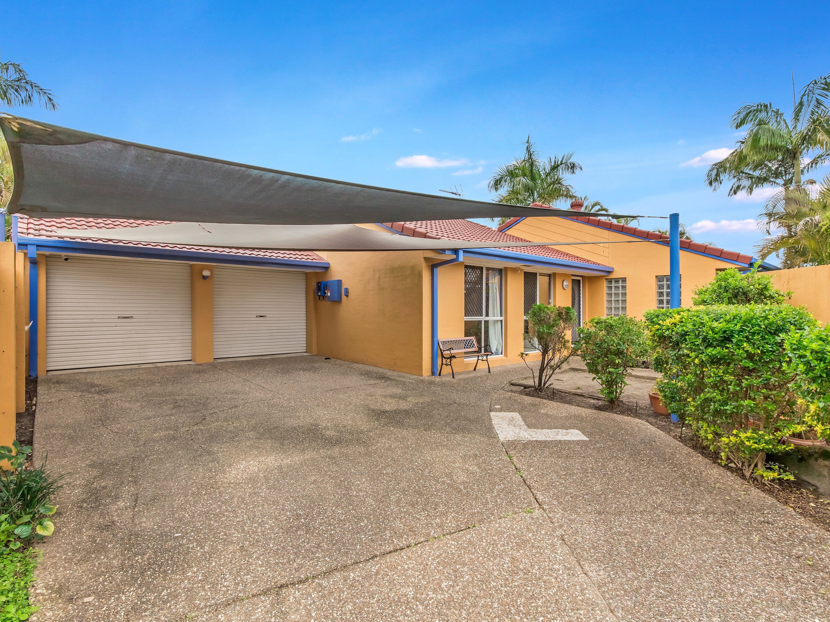 22 Frankston Court, Robina, QLD 4226