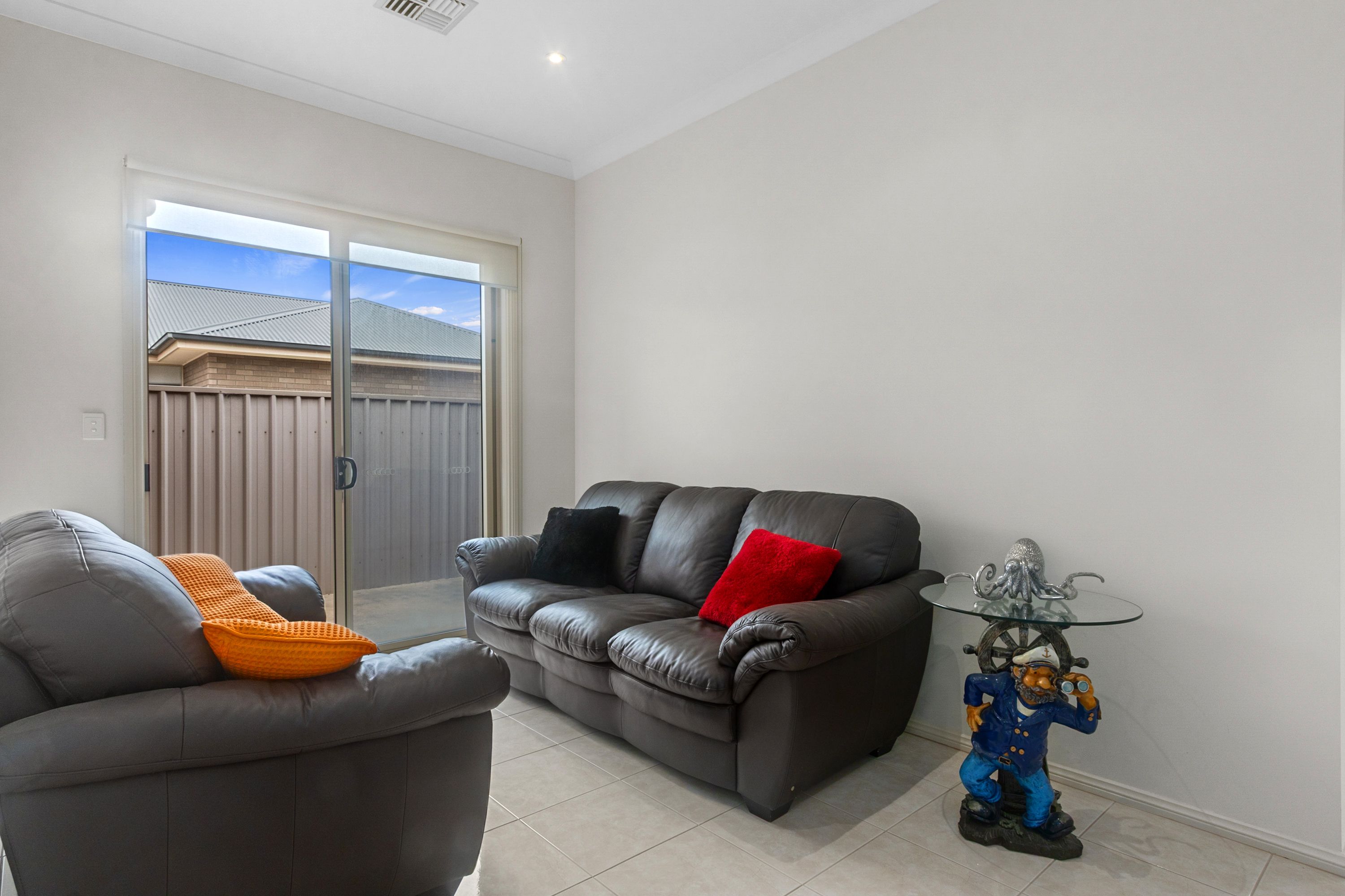 2 Hosking Place — photo 11 of 30