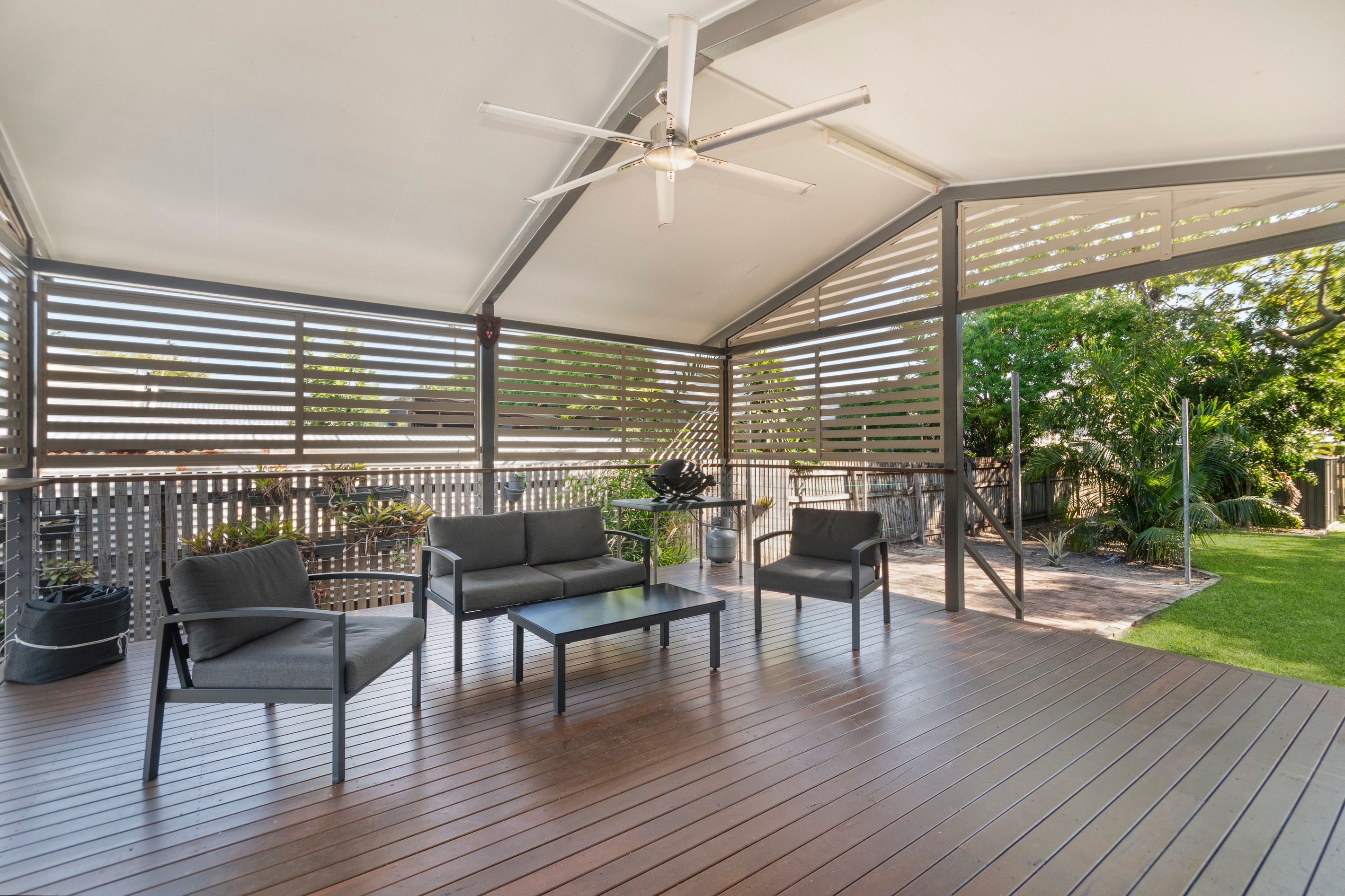 62 Tenth Avenue, Railway Estate, QLD 4810