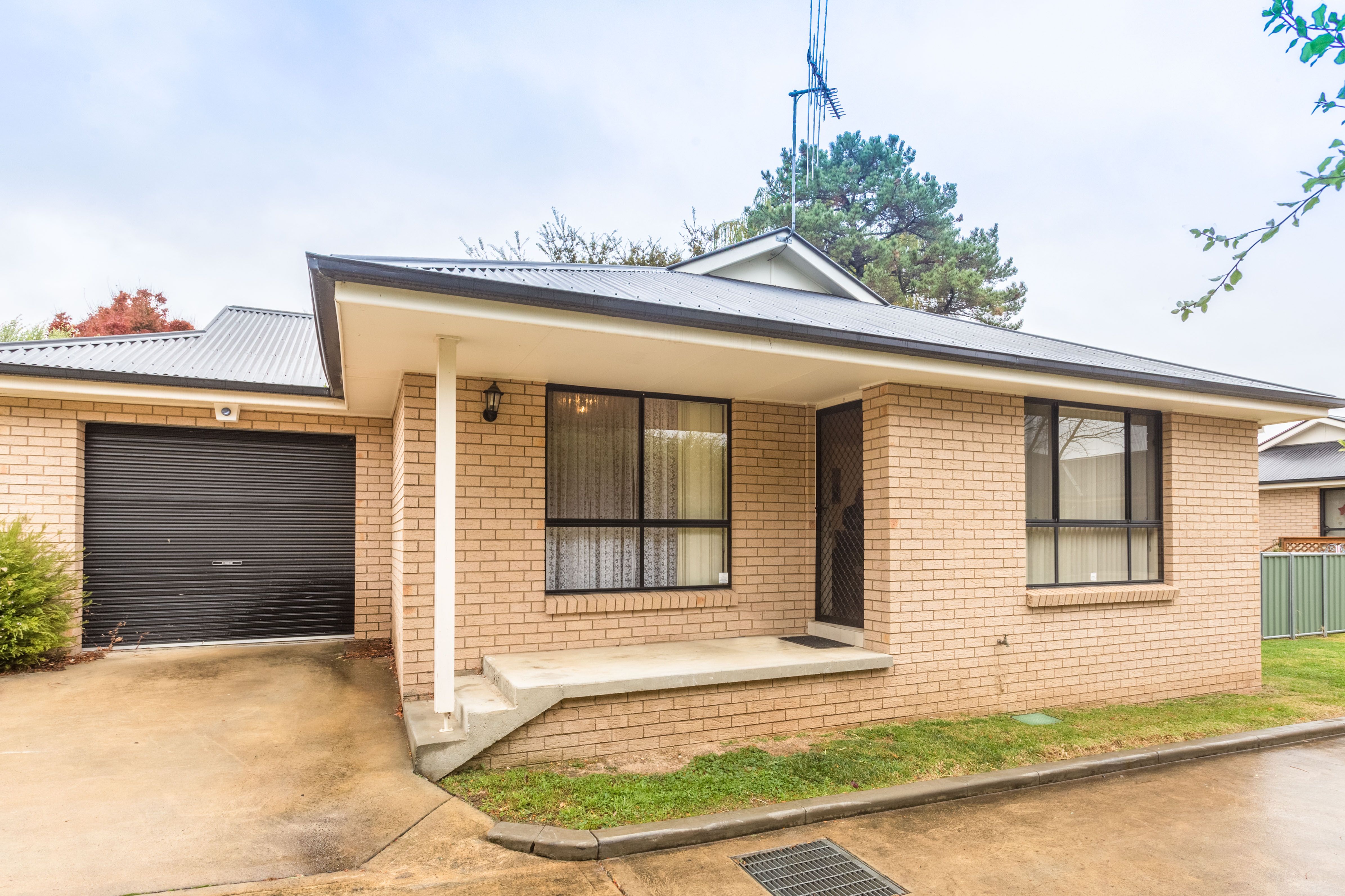 69 Autumn Street, Orange NSW 2800