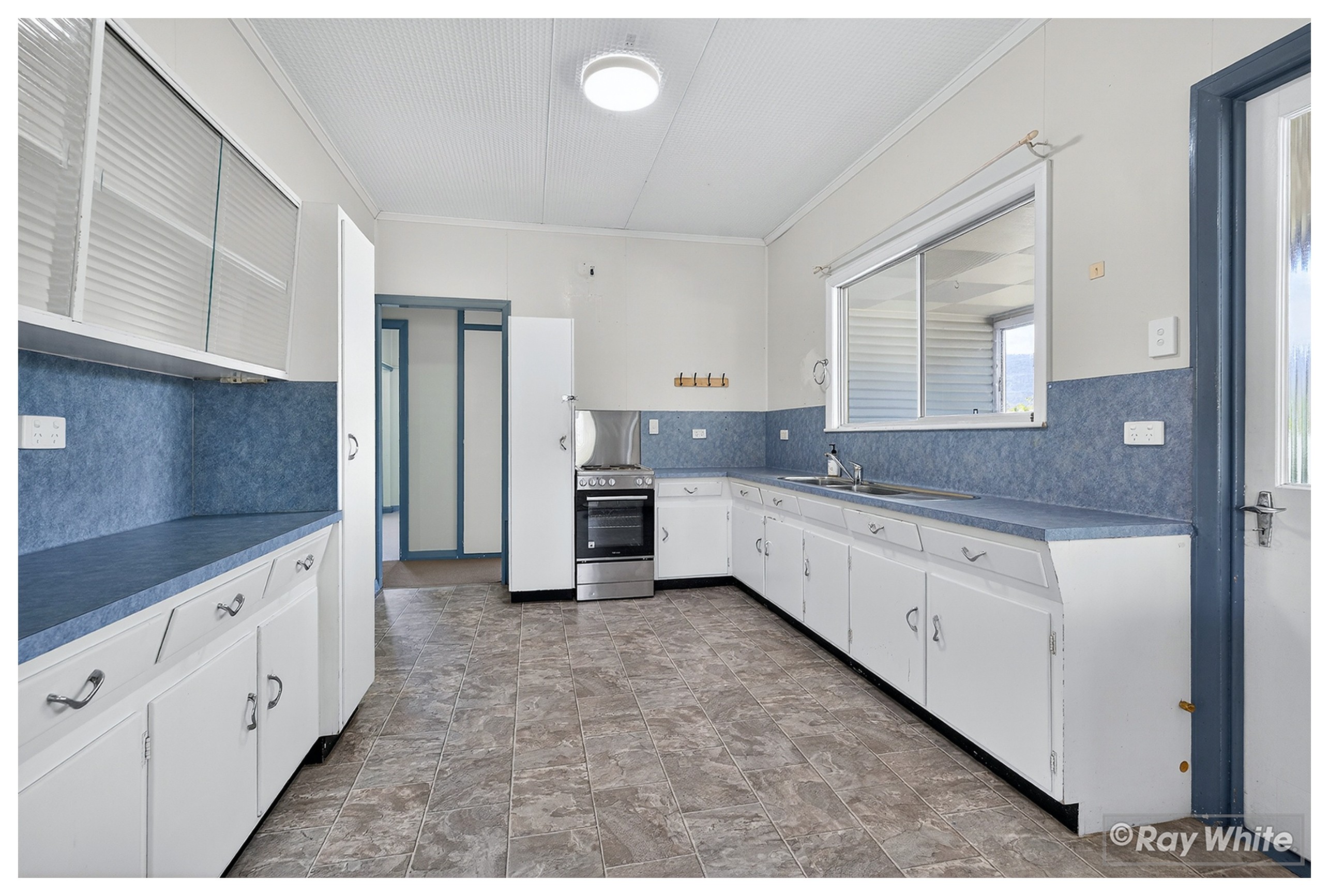 236 Dean Street, Berserker, QLD 4701