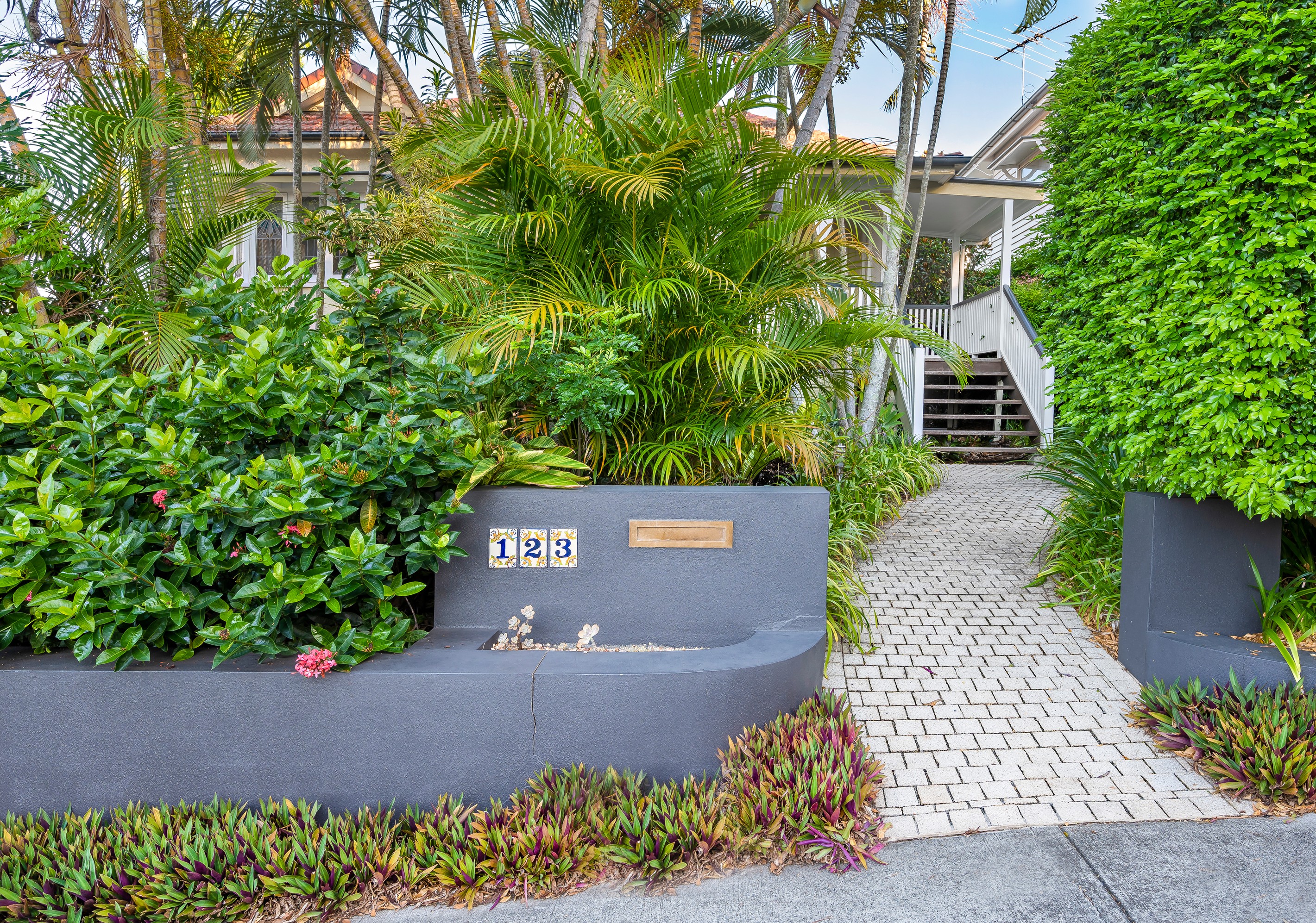 123 Crescent Road, Hamilton, QLD 4007