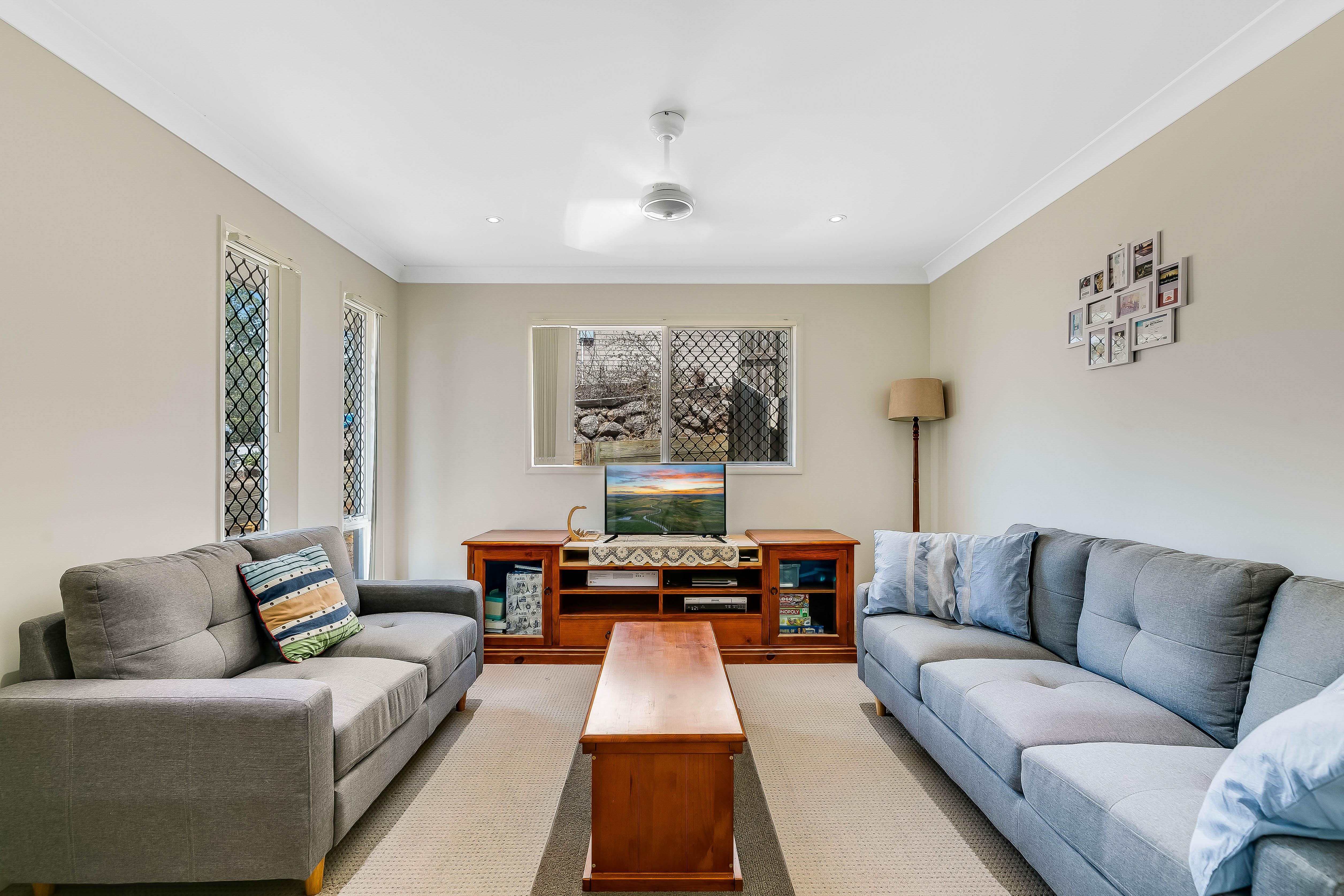 15 Adelaide Street, Cranley, QLD 4350