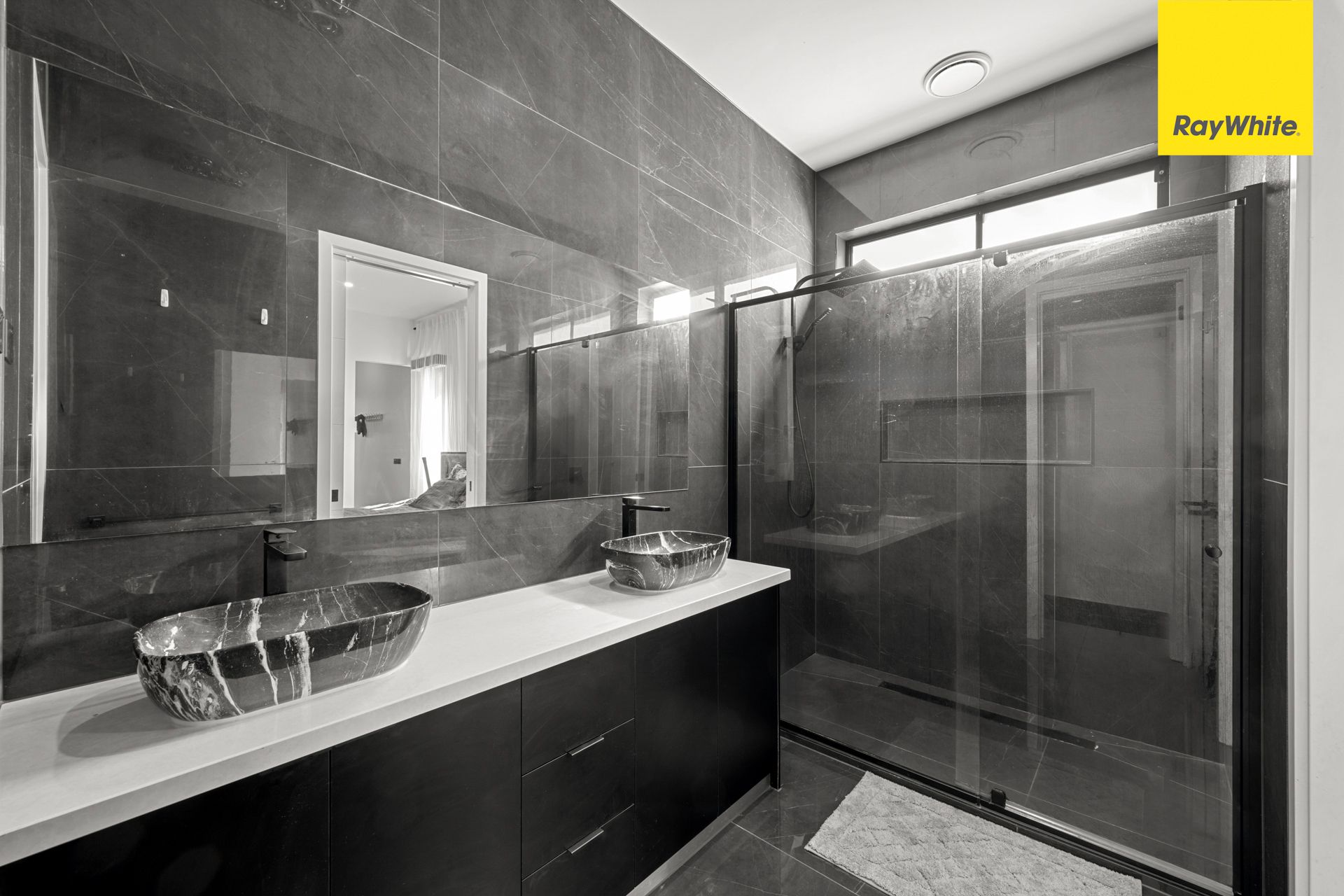 4 Runcorn Crescent — photo 5 of 24