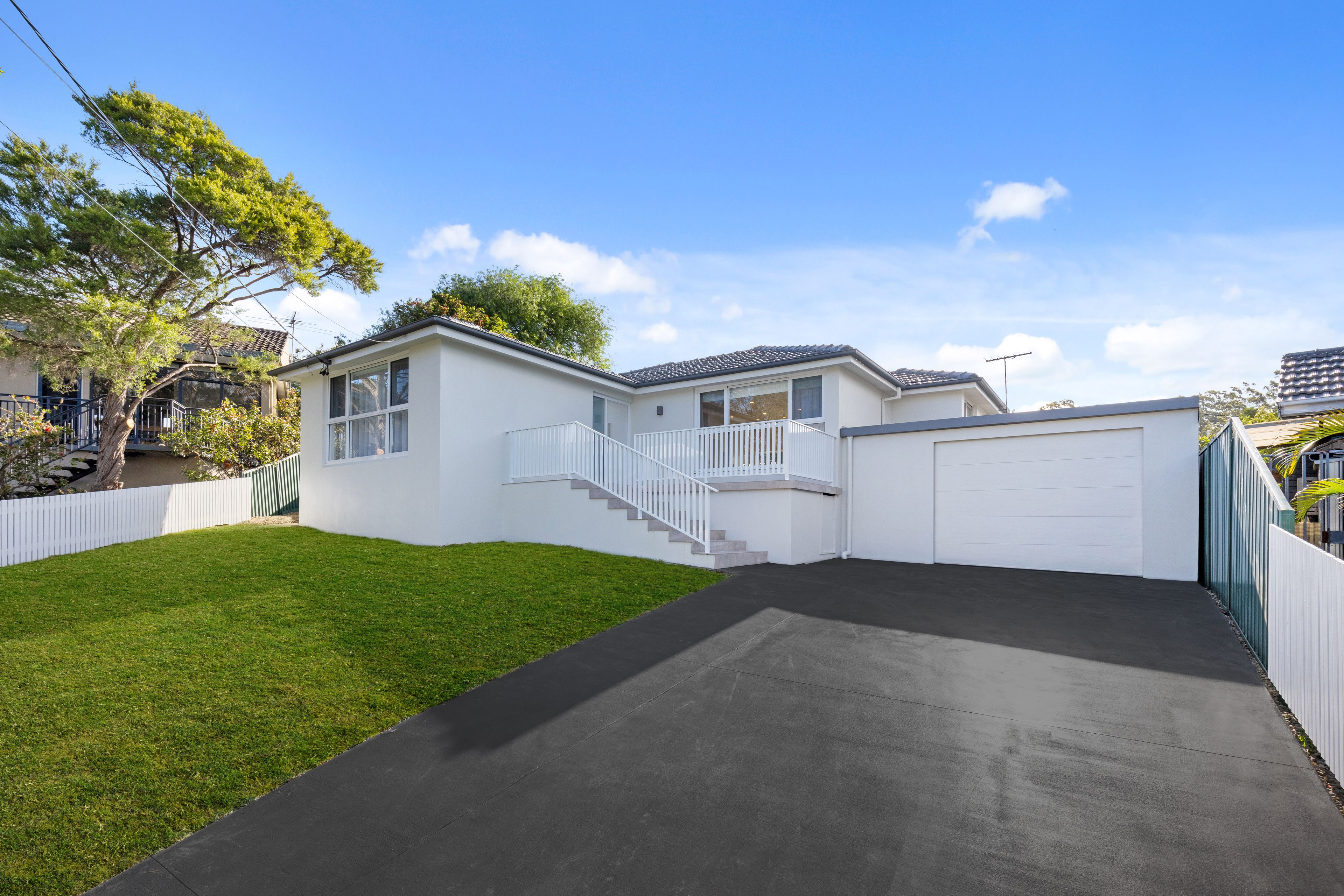 8 The Knoll , Miranda NSW 2228