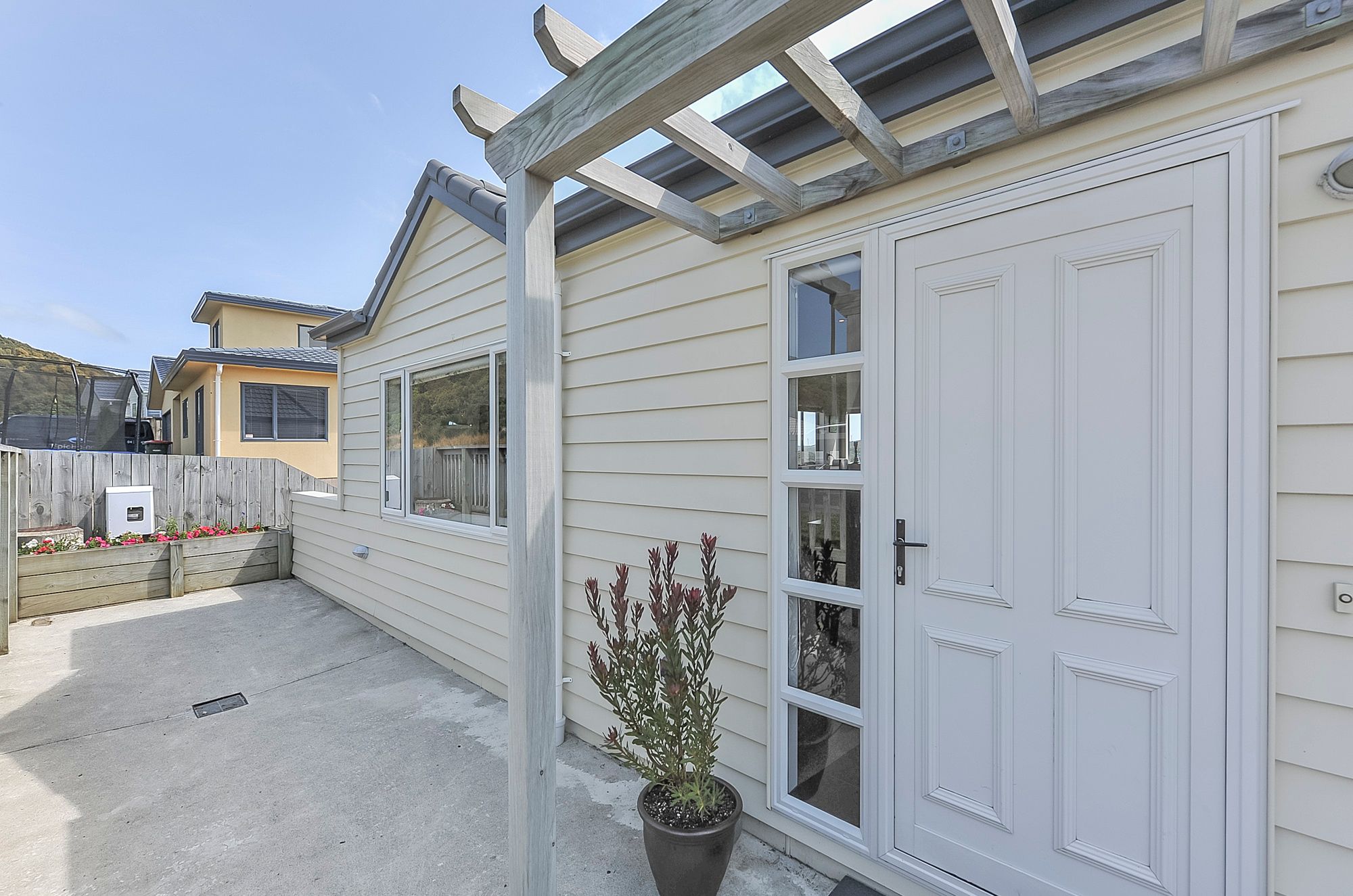 42A Landsdowne Terrace, Karori, Wellington City