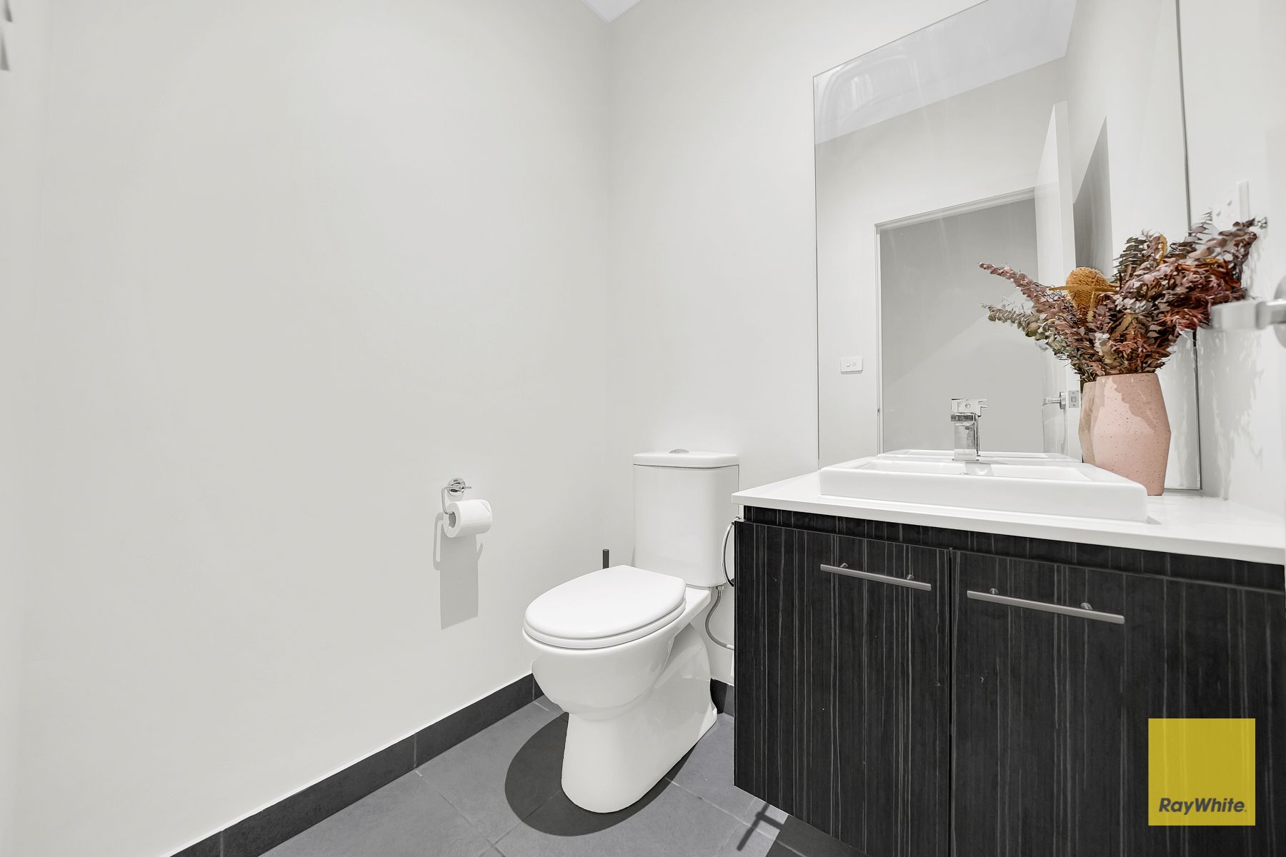 37 Bodalla Drive — photo 8 of 18