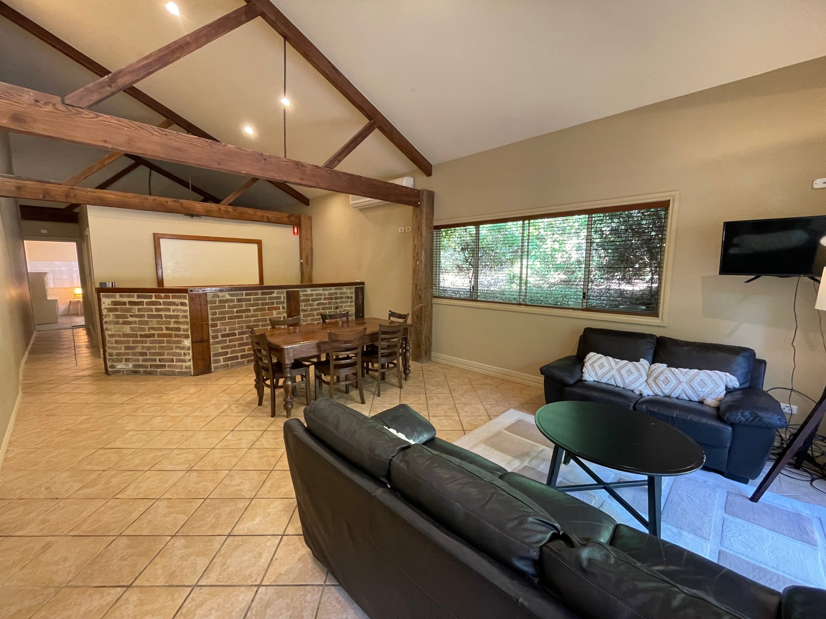Glasshouse 2/79 Kings Road, Cooranbong, NSW 2265