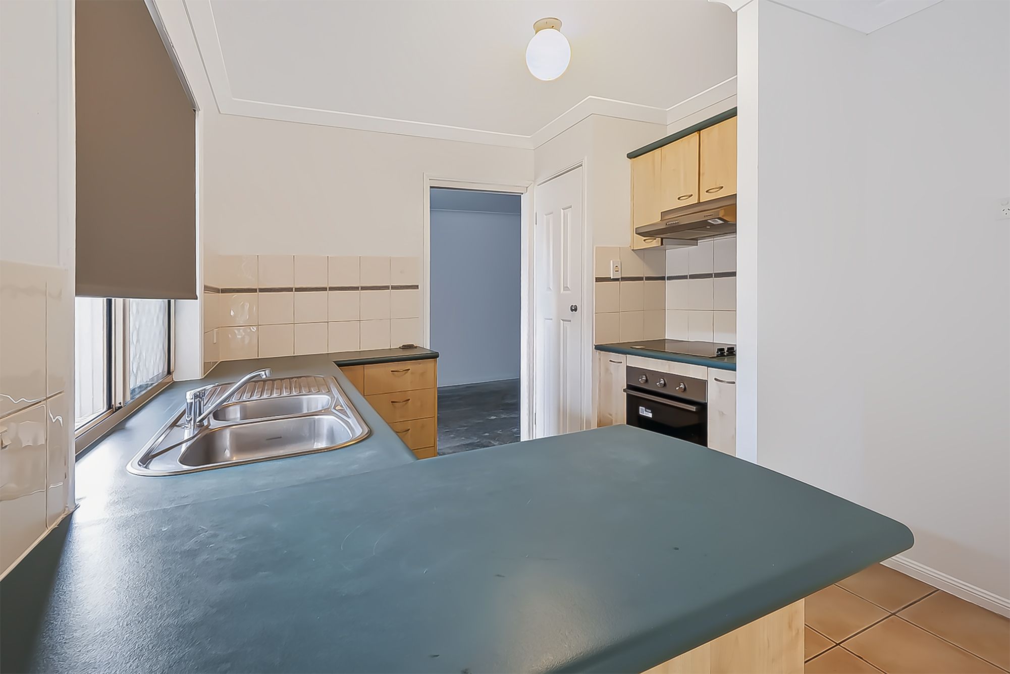 11 Longford Crescent — photo 6 of 13