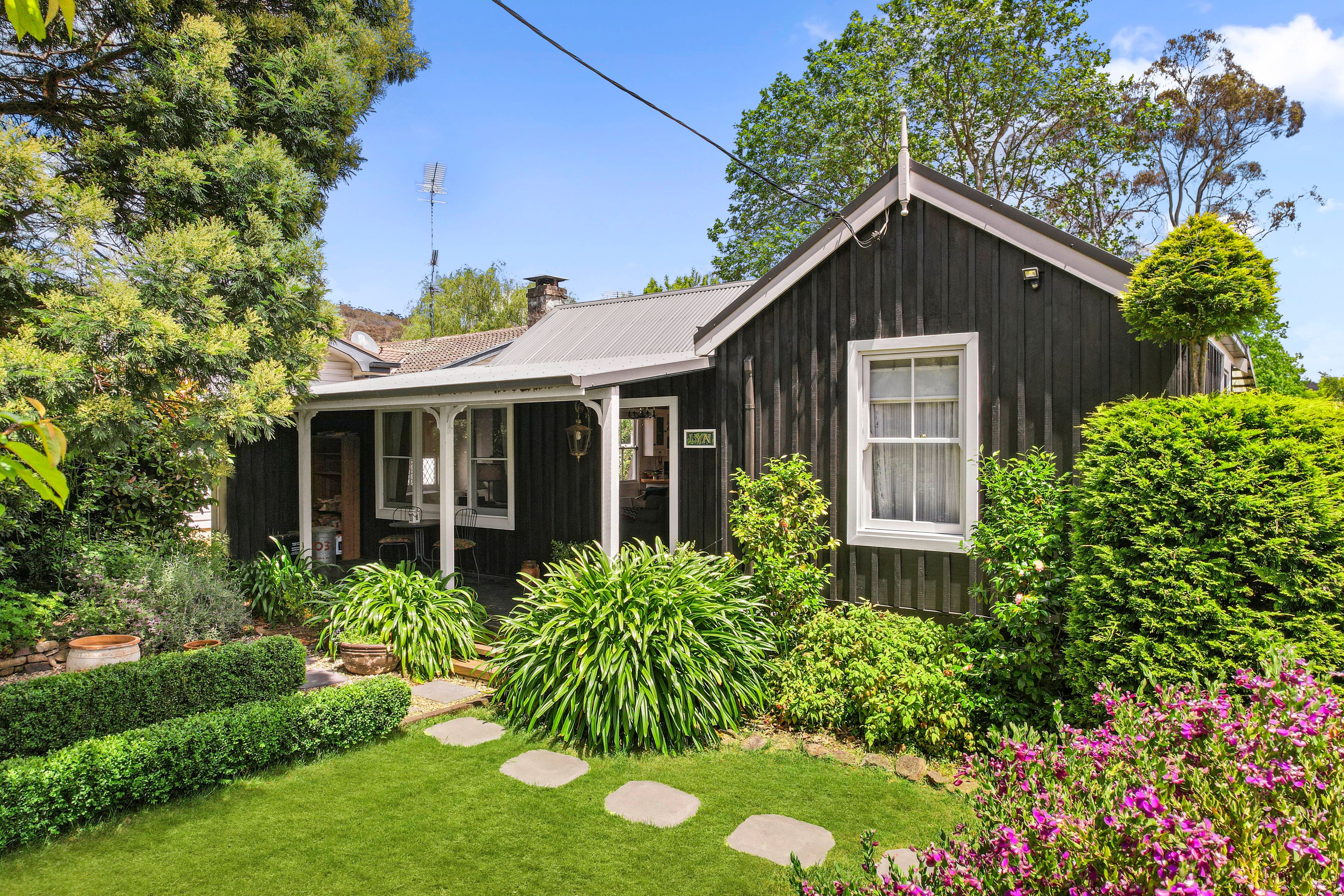 5 Oxley Drive, Mittagong, NSW 2575 Sold House Ray White Mittagong