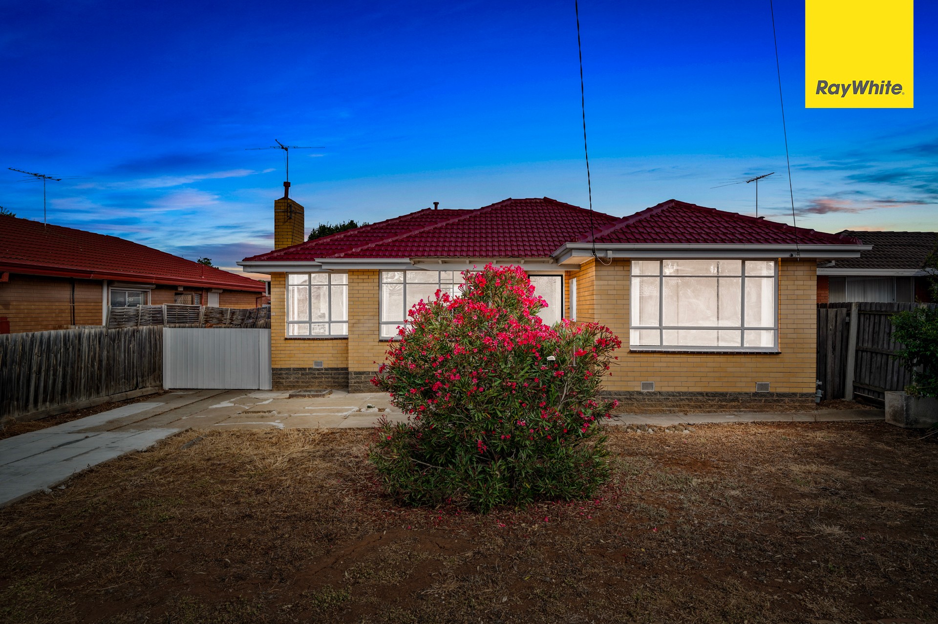 13 Curlew Close, Melton, VIC 3337