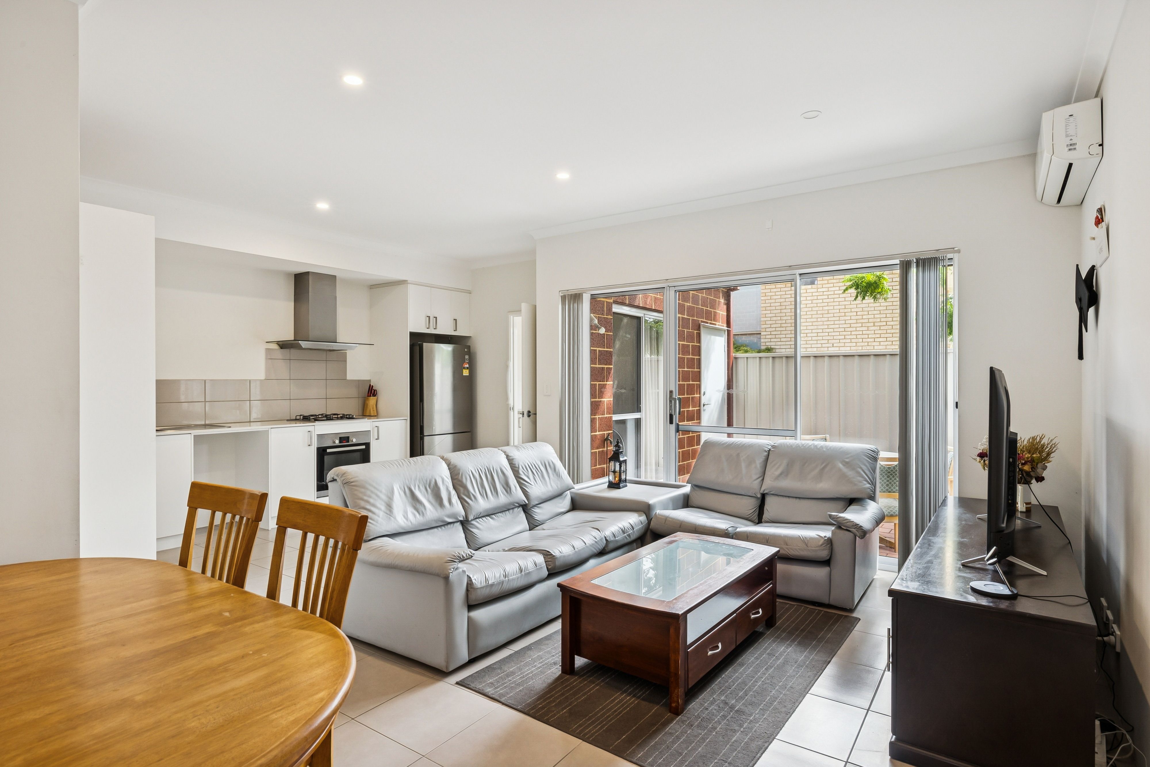 13D McMillan Street, Victoria Park, WA 6100