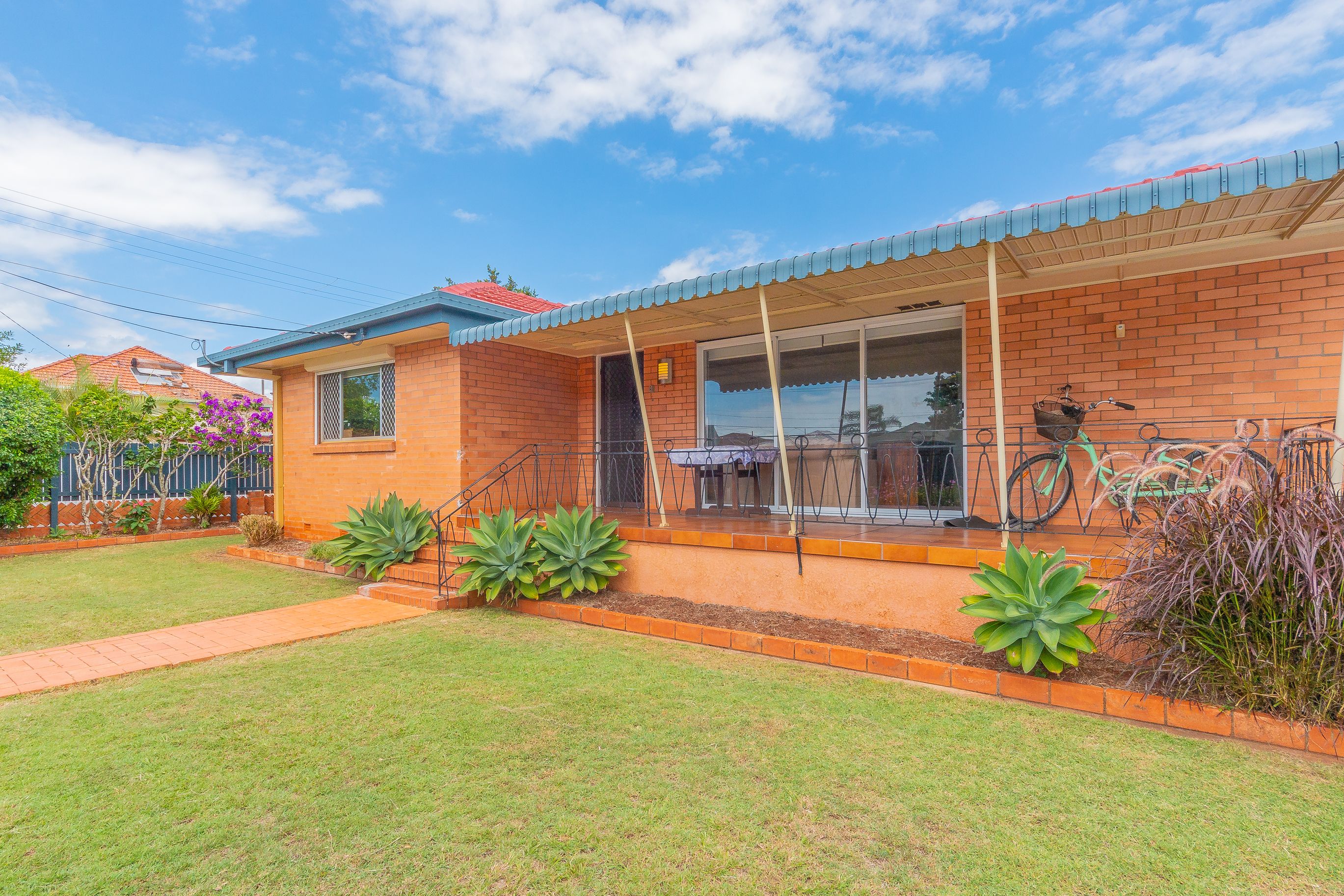 599 Oxley Avenue, Scarborough, QLD 4020
