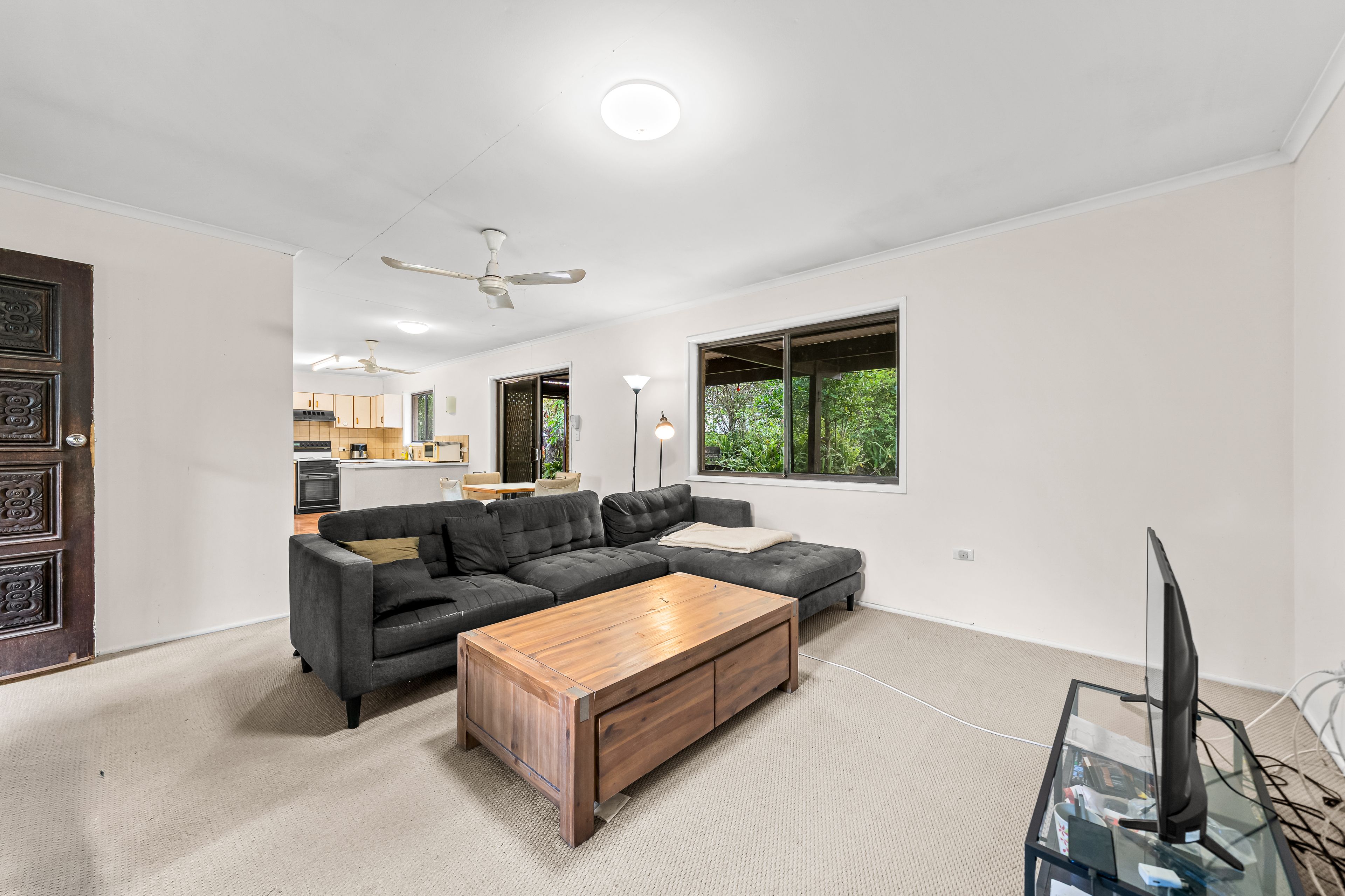 8 Alrak Avenue — photo 9 of 29