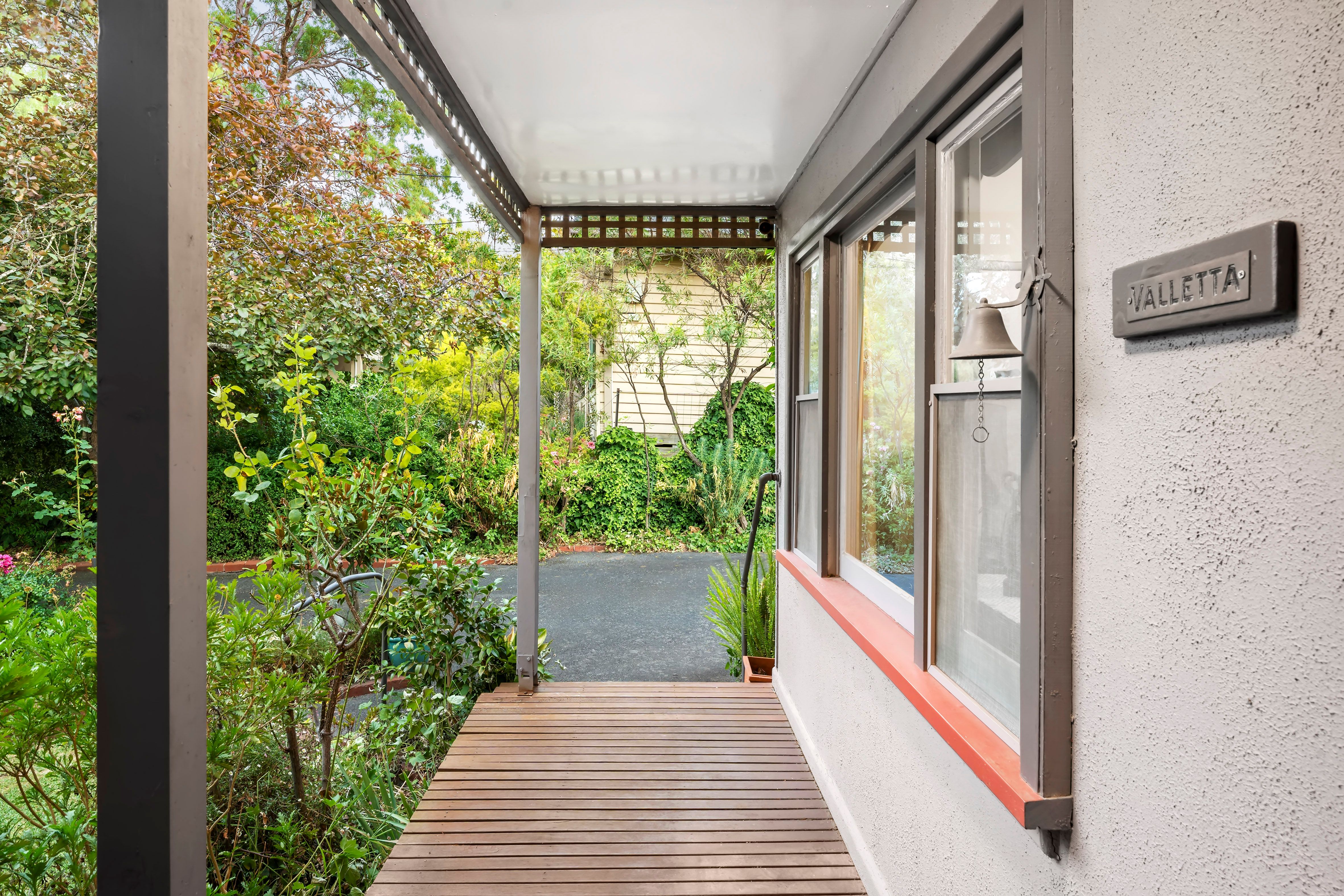 6 Stanley Avenue, Eltham, VIC 3095