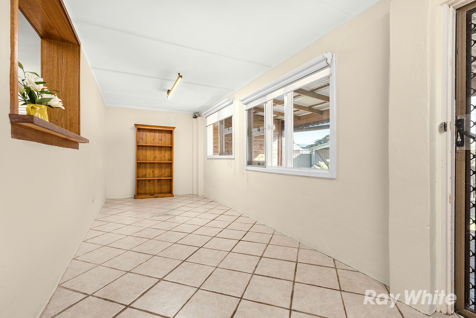 34 Dorothy Street — photo 17 of 30