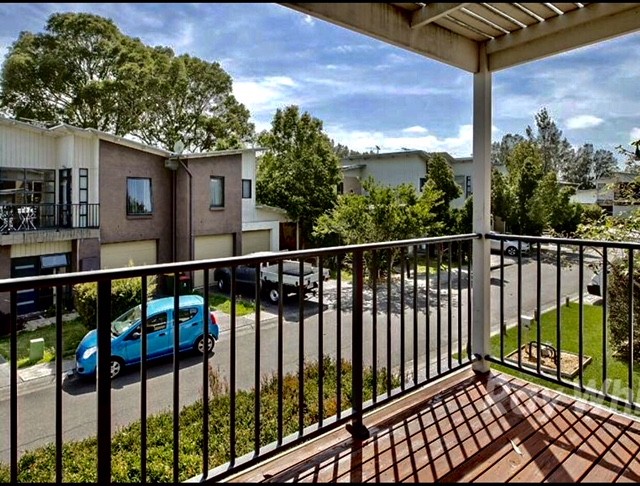 17 Kestrel Circuit, Shortland, NSW 2307