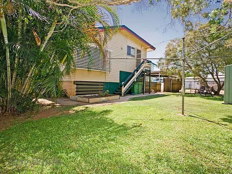 7 Garnet Avenue, Kallangur QLD 4503