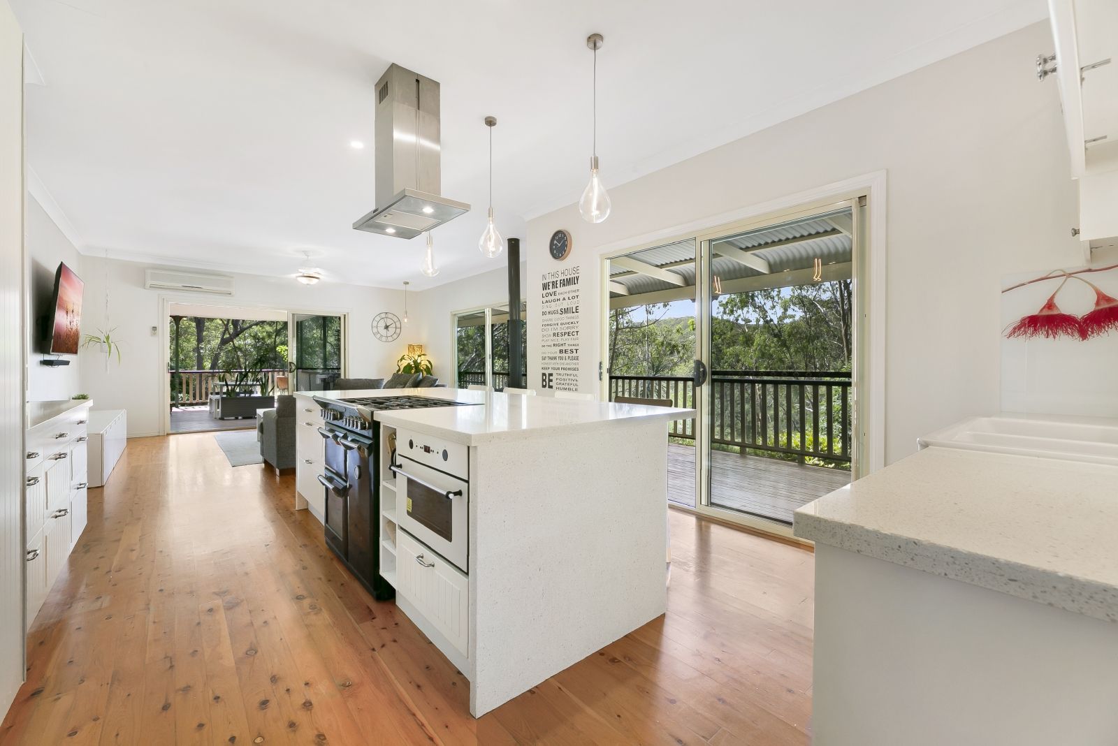 2 Pademelon Pass, Nerang, QLD 4211