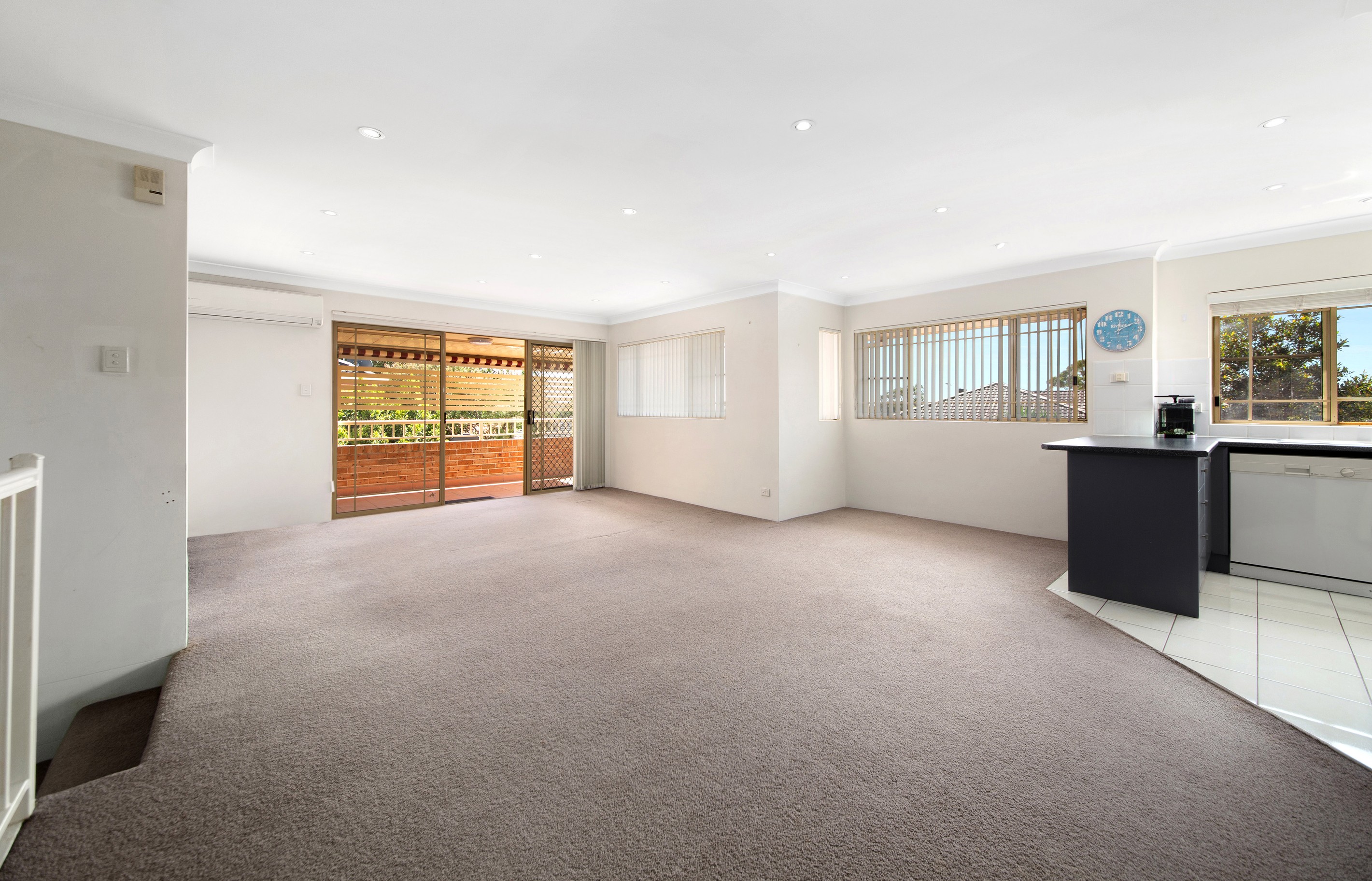2/24 Arnold Place, Menai, NSW 2234