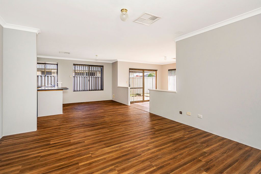 24 Merida Loop, Port Kennedy, WA 6172