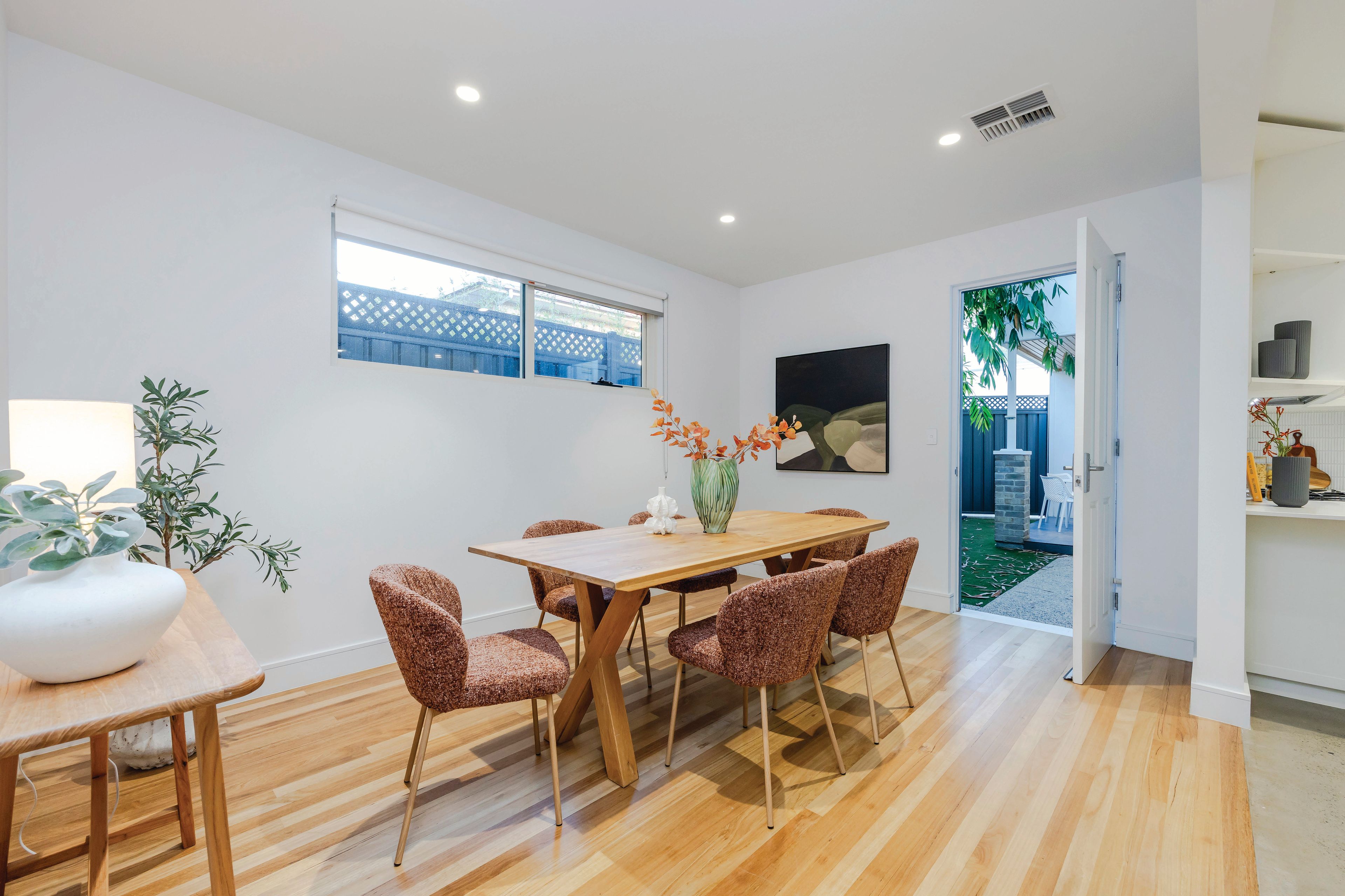 375A Regency Road — photo 14 of 30