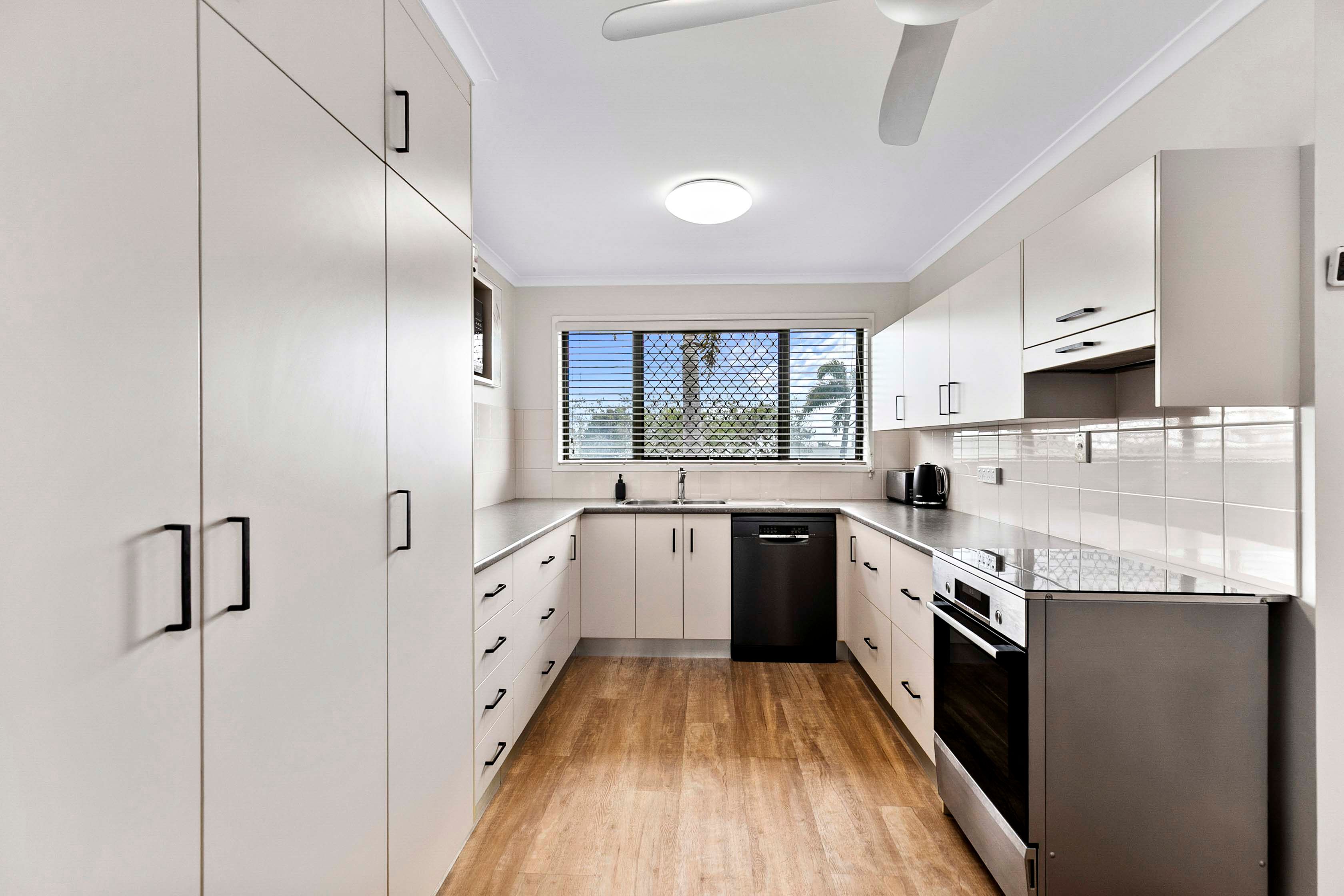41 Birrabeen Avenue — photo 13 of 30