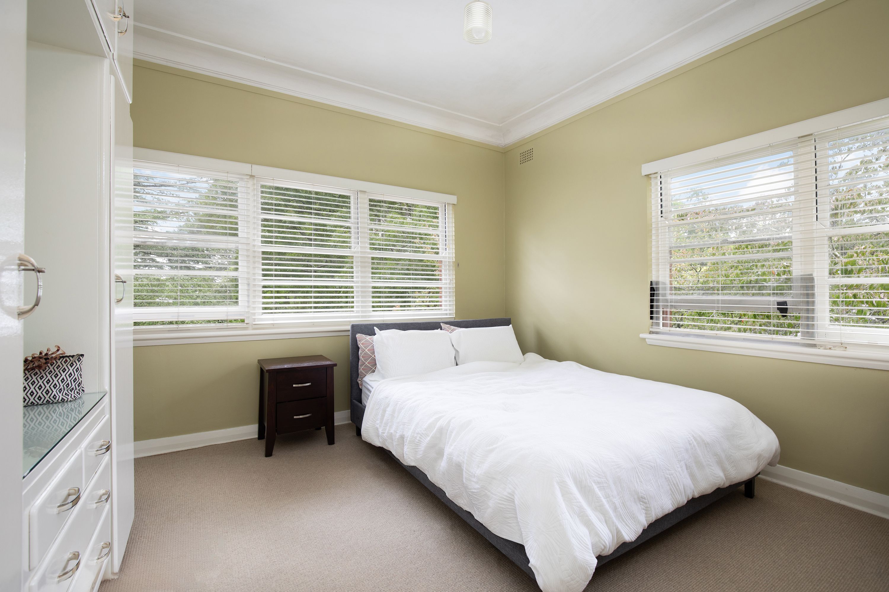 2/160 Lurline Street — photo 4 of 8
