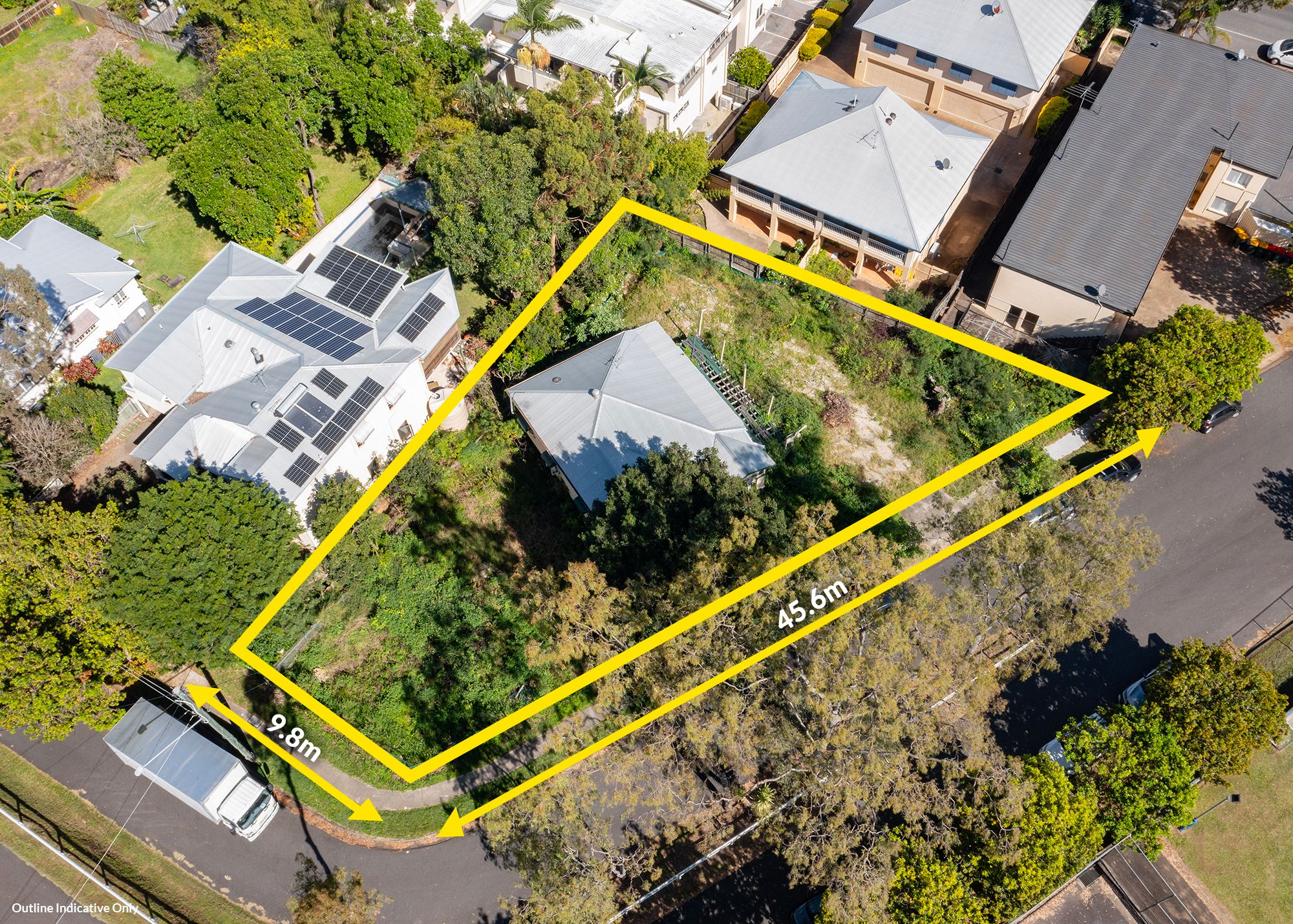 54 Barton Parade, Balmoral, QLD 4171