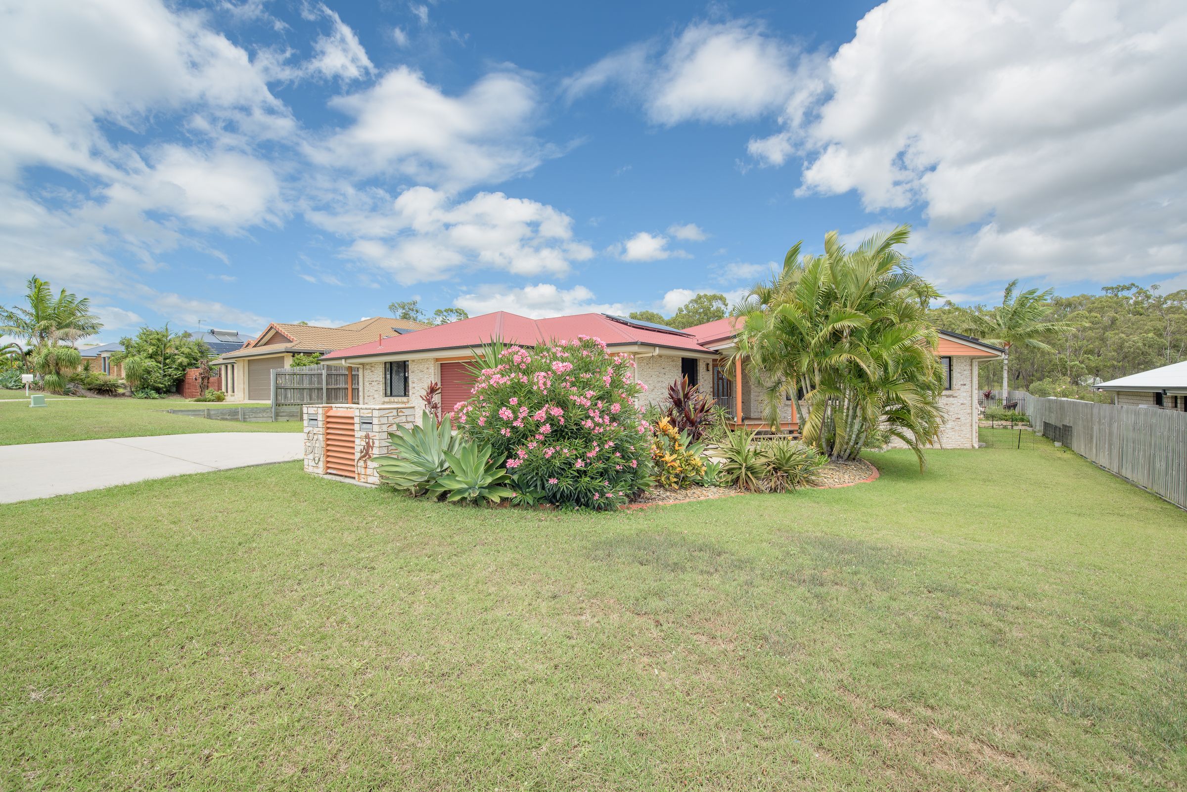 30 Reinaerhoff Crescent, Glen Eden, QLD 4680