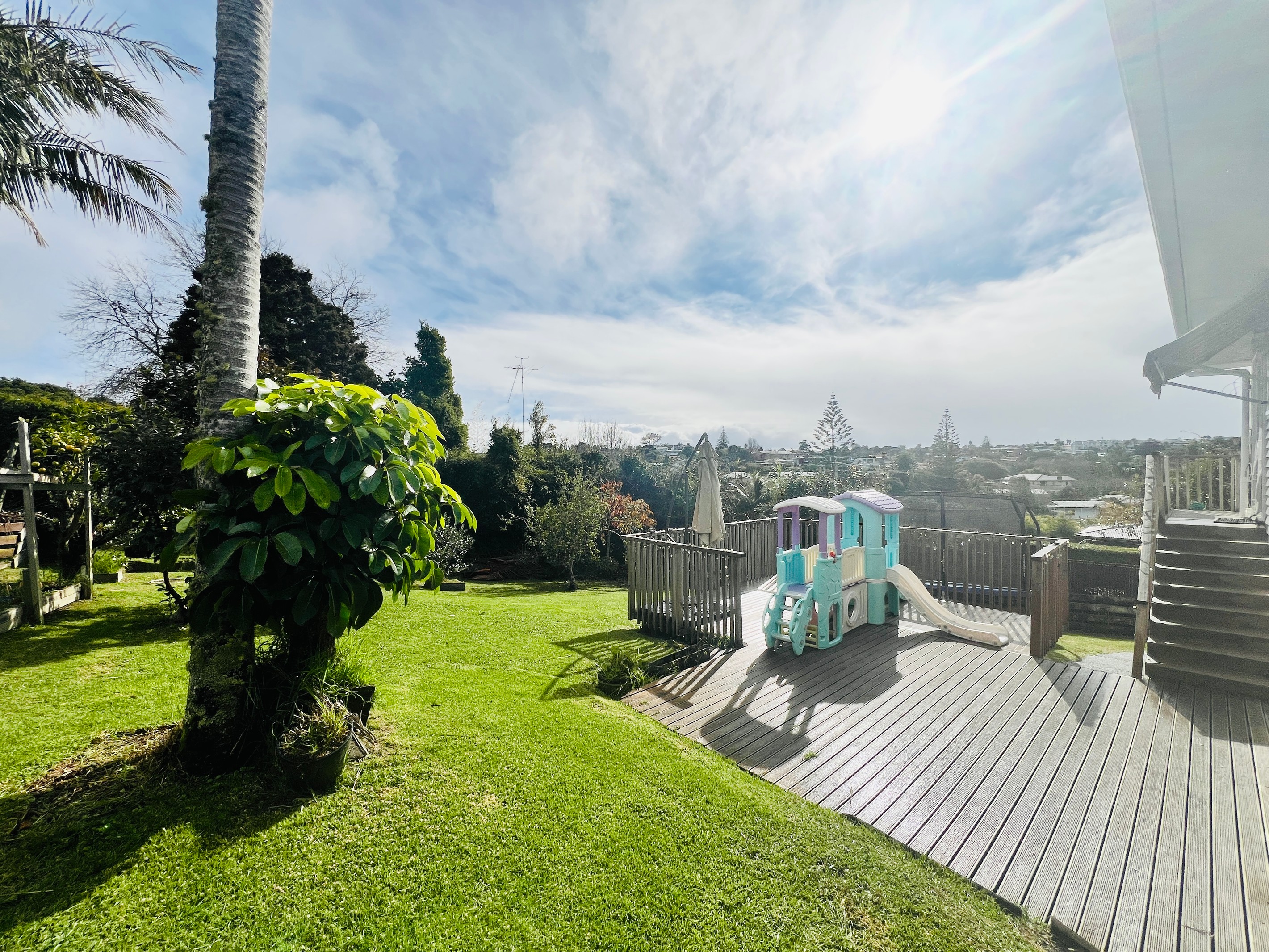 98 Deep Creek Road, Torbay, North Shore City