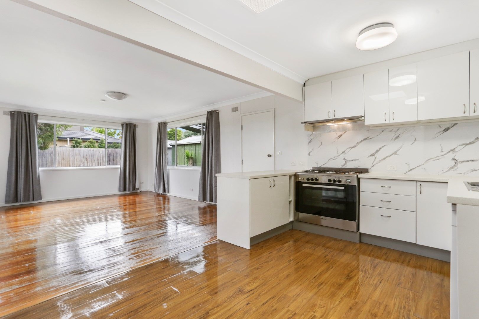11 Lola Street, Mulgrave, VIC 3170