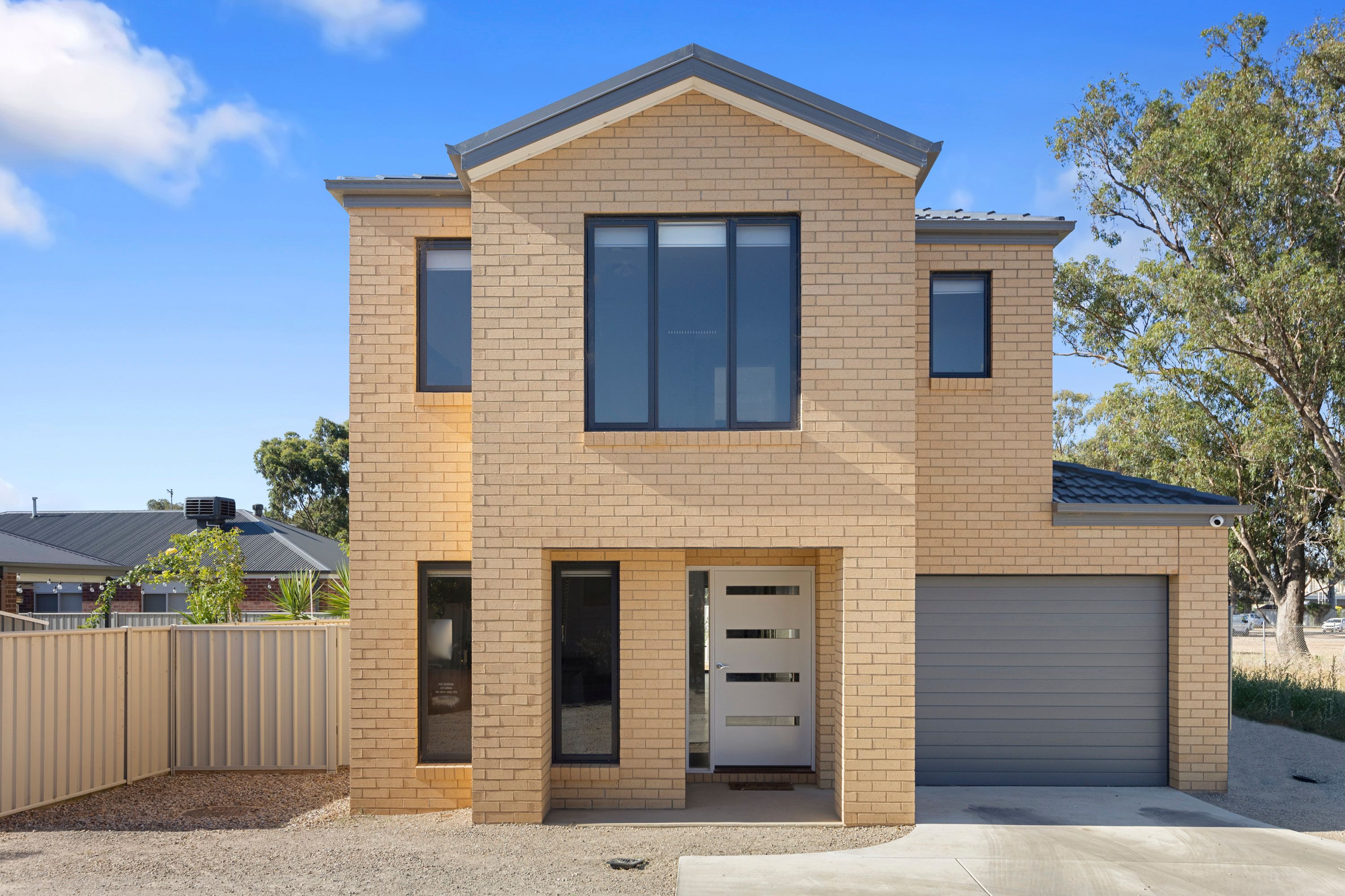 21 Heinz Street, White Hills VIC 3550