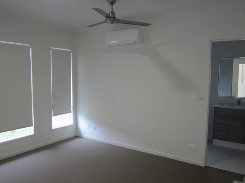 12 Whimbrel Avenue, Upper Coomera, QLD 4209