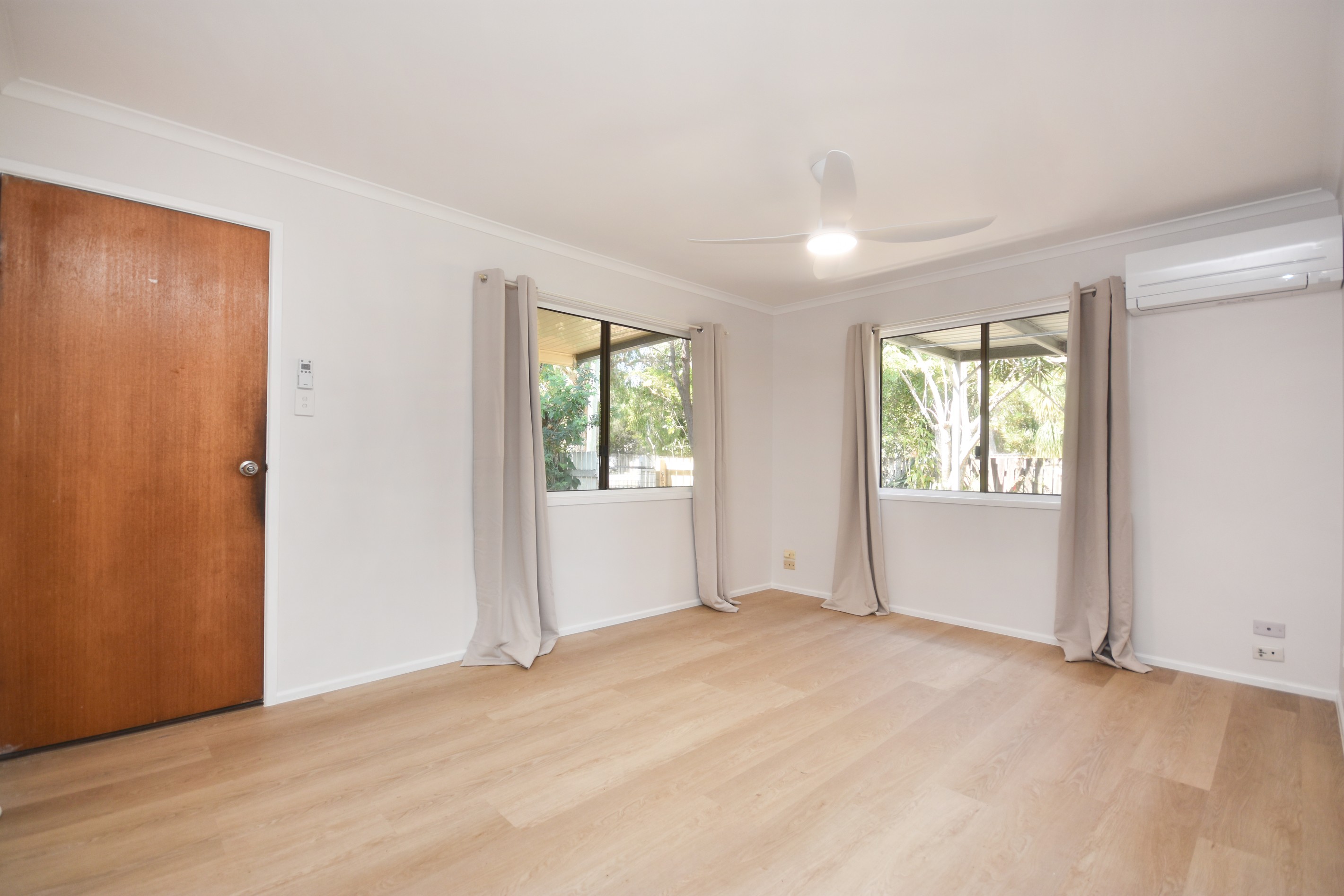 1306 Bribie Island Road, Ningi, QLD 4511