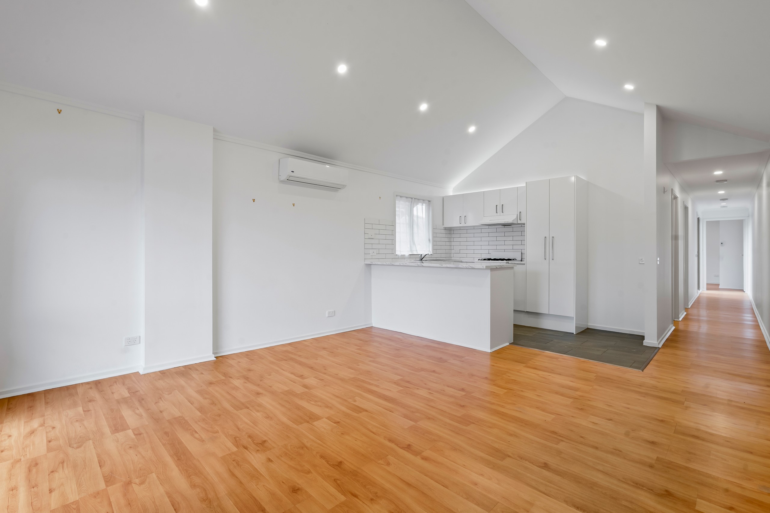 1/9 Sherwood Street, Hadfield, VIC 3046