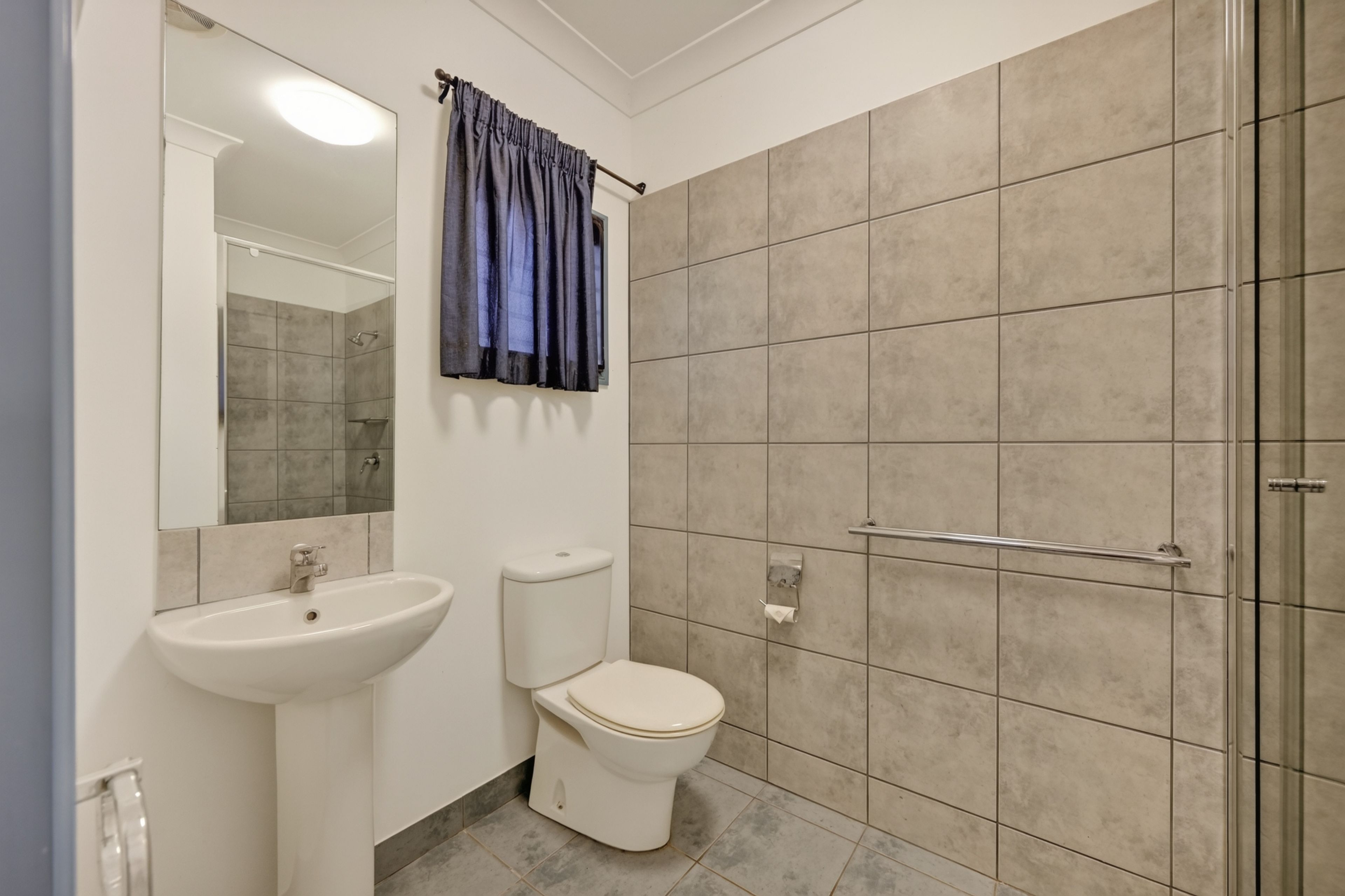 28 Waterview Drive — photo 13 of 25
