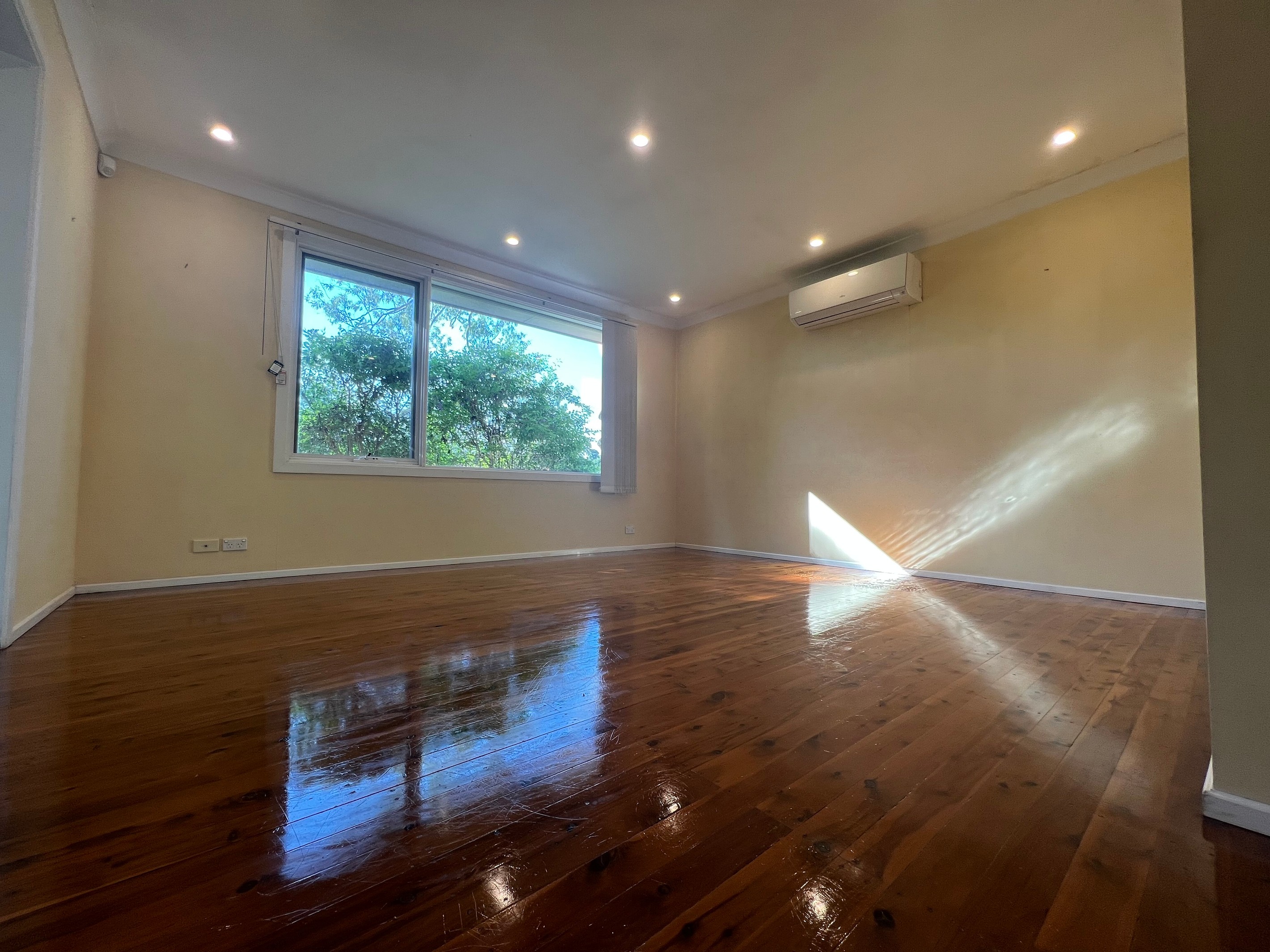 4 Weemala Way, Bradbury, NSW 2560