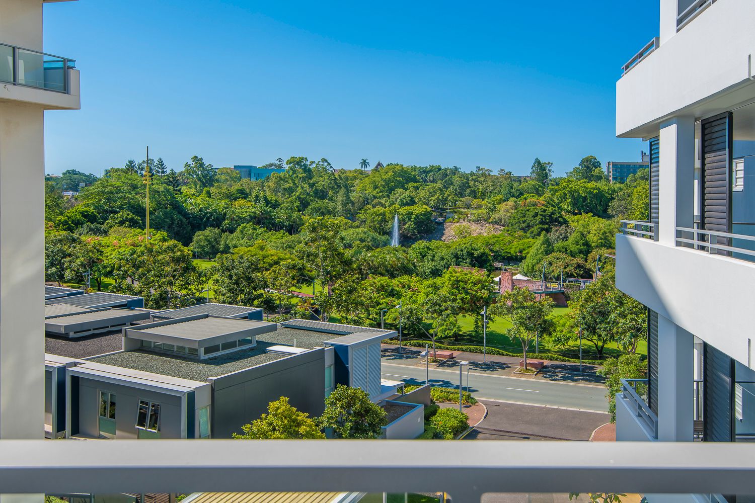 3016/3 Parkland Boulevard, BRISBANE CITY, QLD 4000