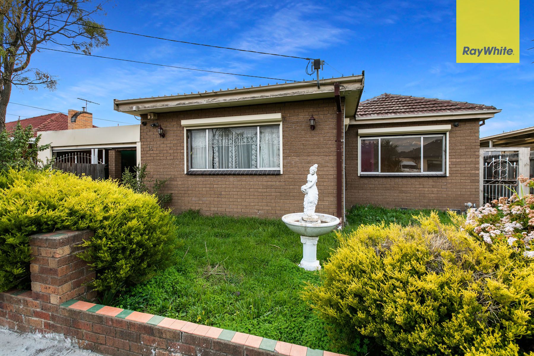 16 Busch Street, Sunshine North VIC 3020