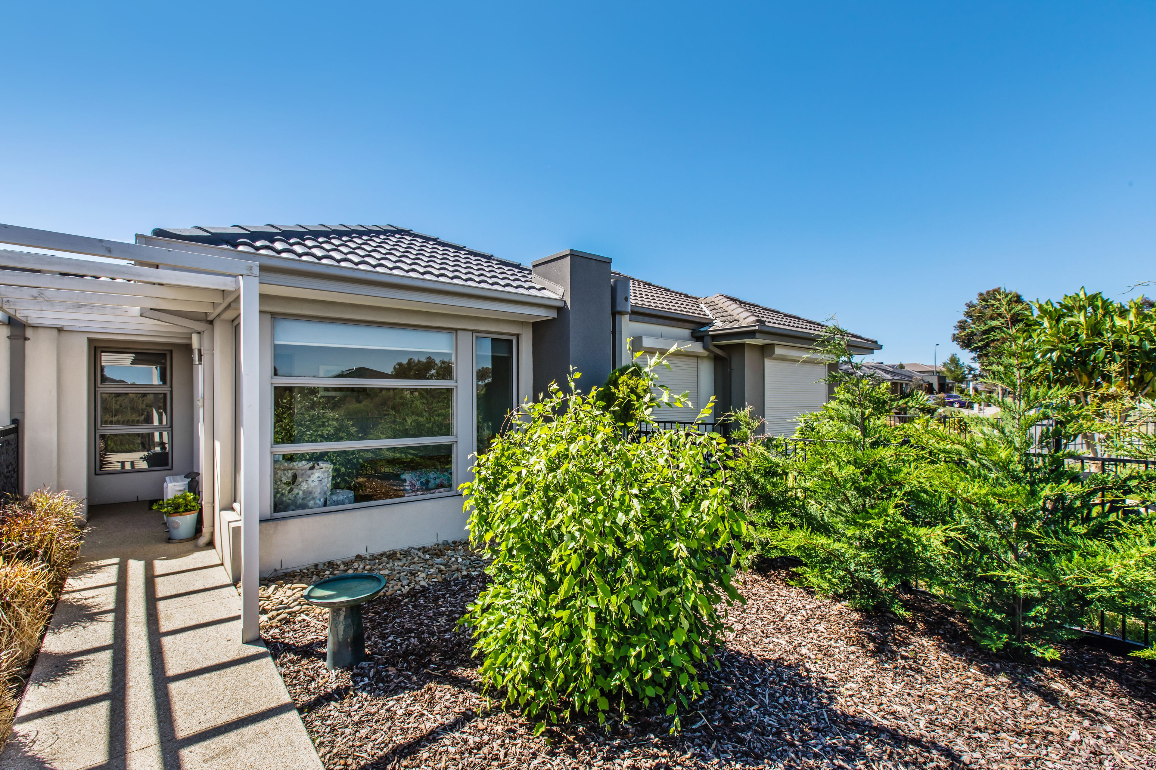 3 Comtois Lane, Clyde North, VIC 3978