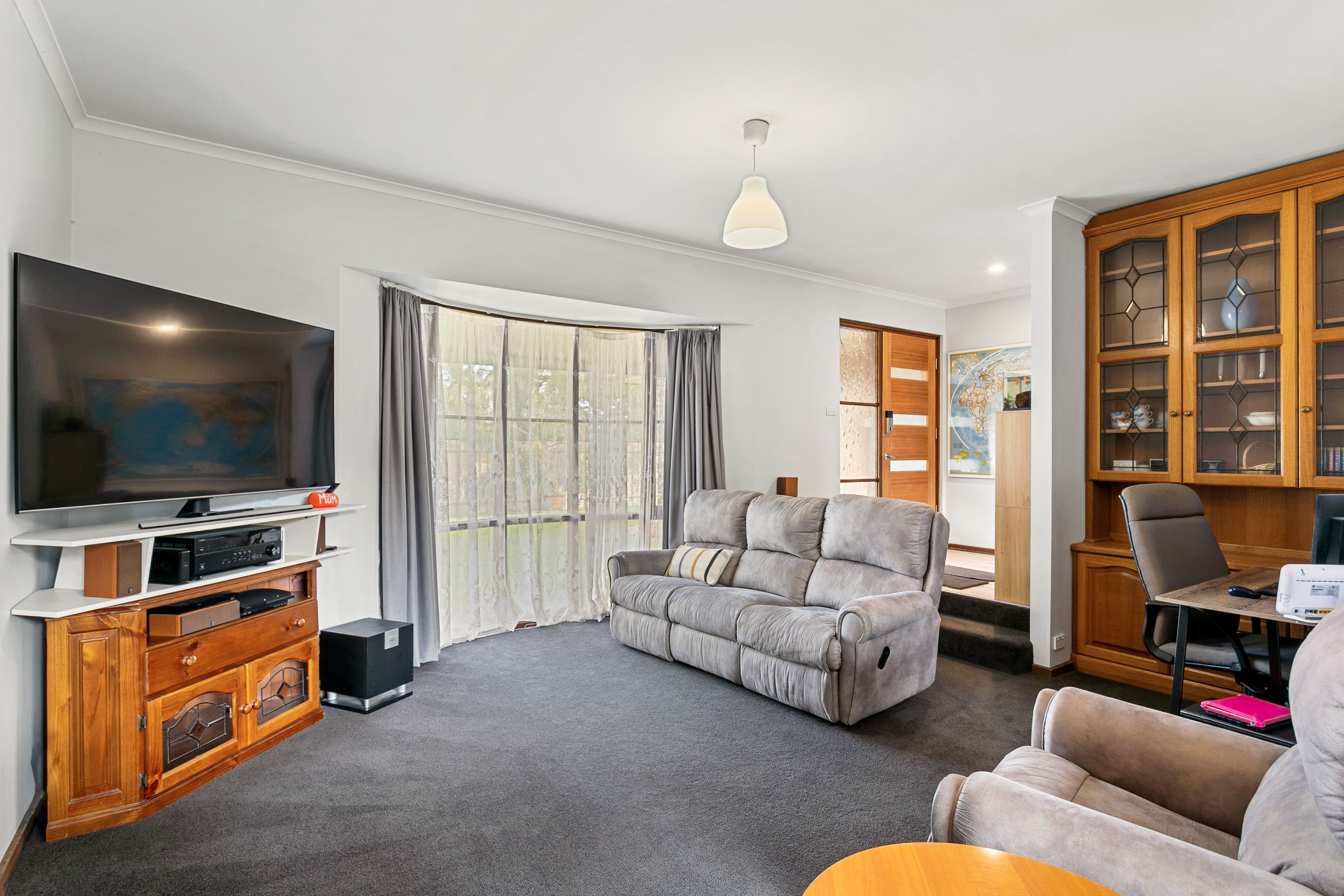 17 Sunnymeade Drive, Aberfoyle Park, SA 5159