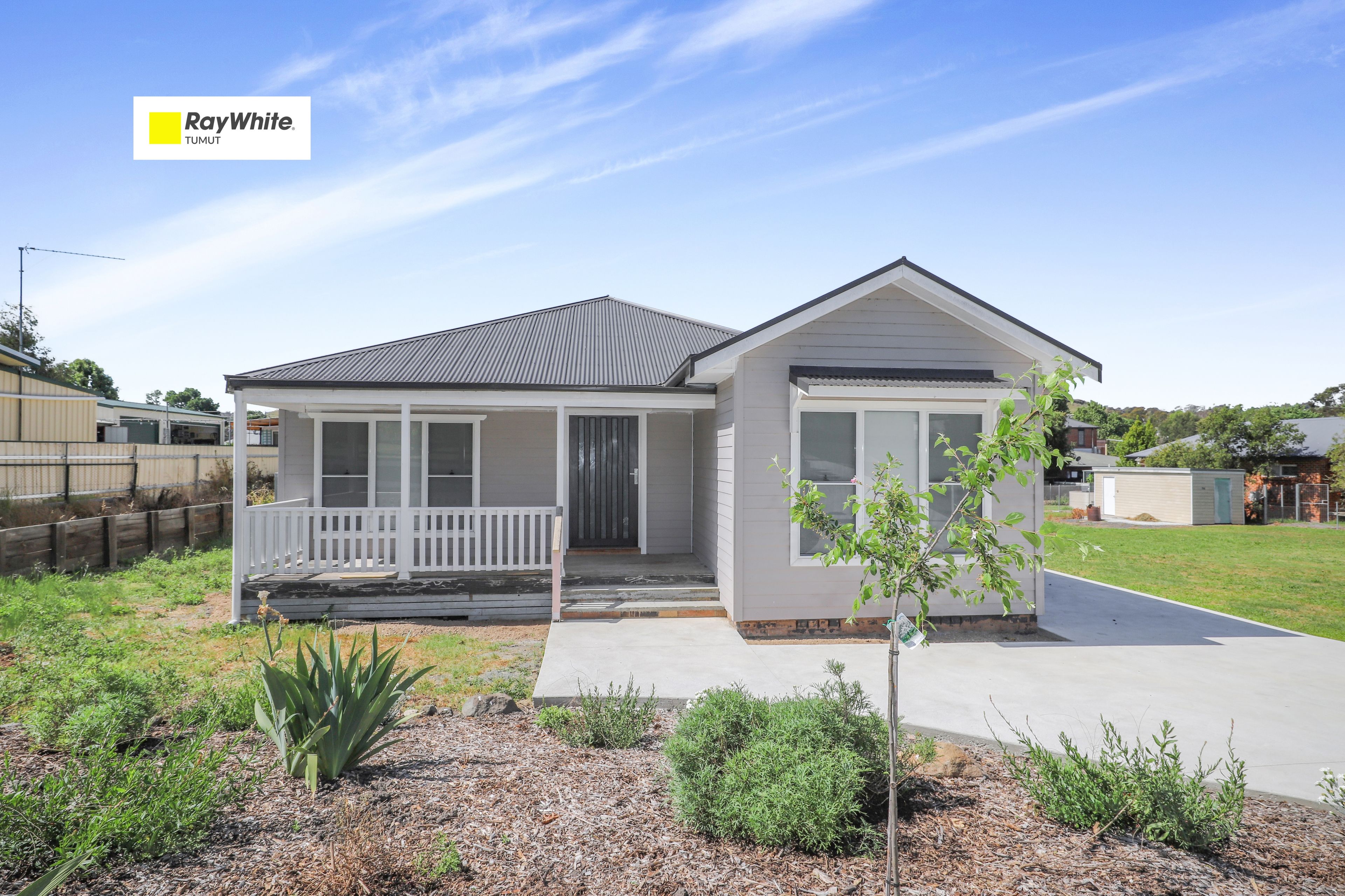 78 Lockhart Street — photo from Ray White Tumut