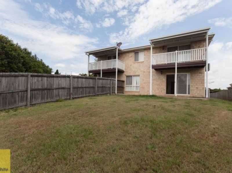16 Pembridge Place, Carindale, QLD 4152