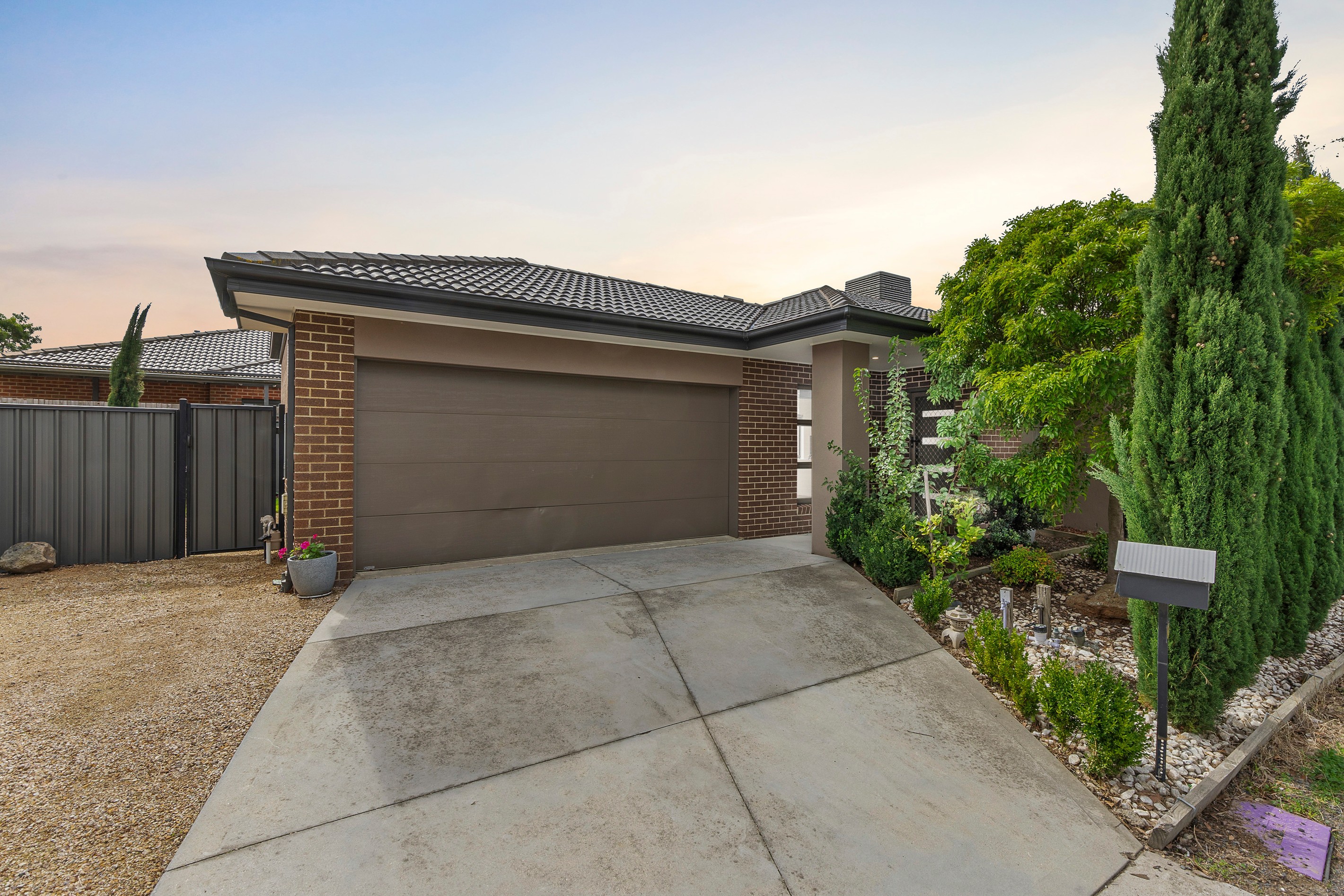20 Montpellier Crescent, Craigieburn, VIC 3064