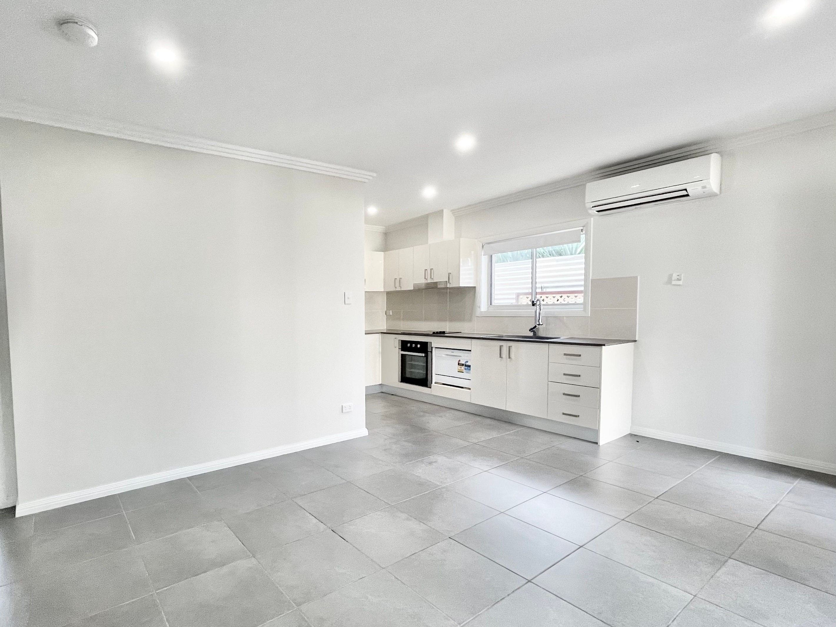 80a Hoddle Avenue, Campbelltown, NSW 2560